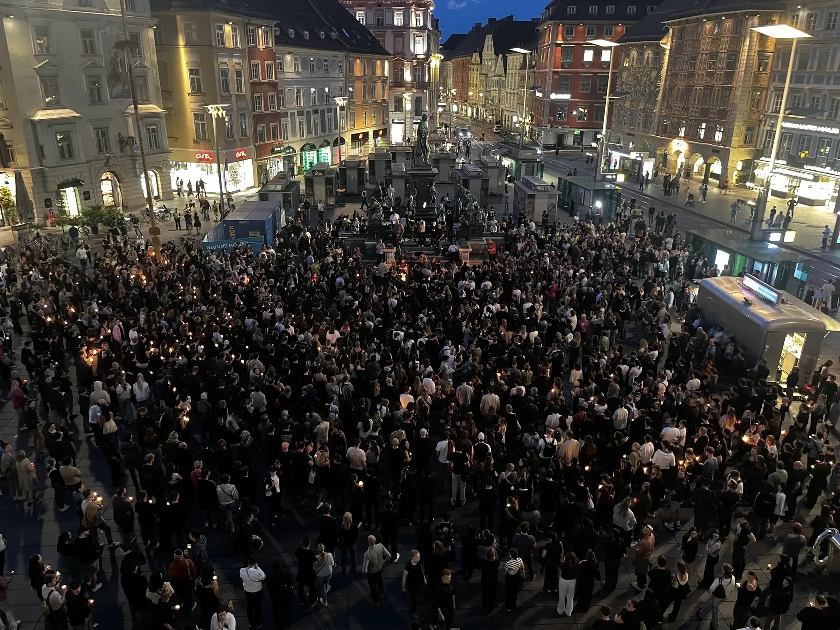 Mesto Graz smúti. 