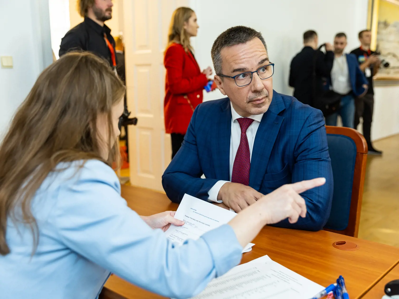 Slávnostné odovzdávanie osvedčení poslancom Národnej rady SR v Bratislave. Na snímke Erik Tomáš.