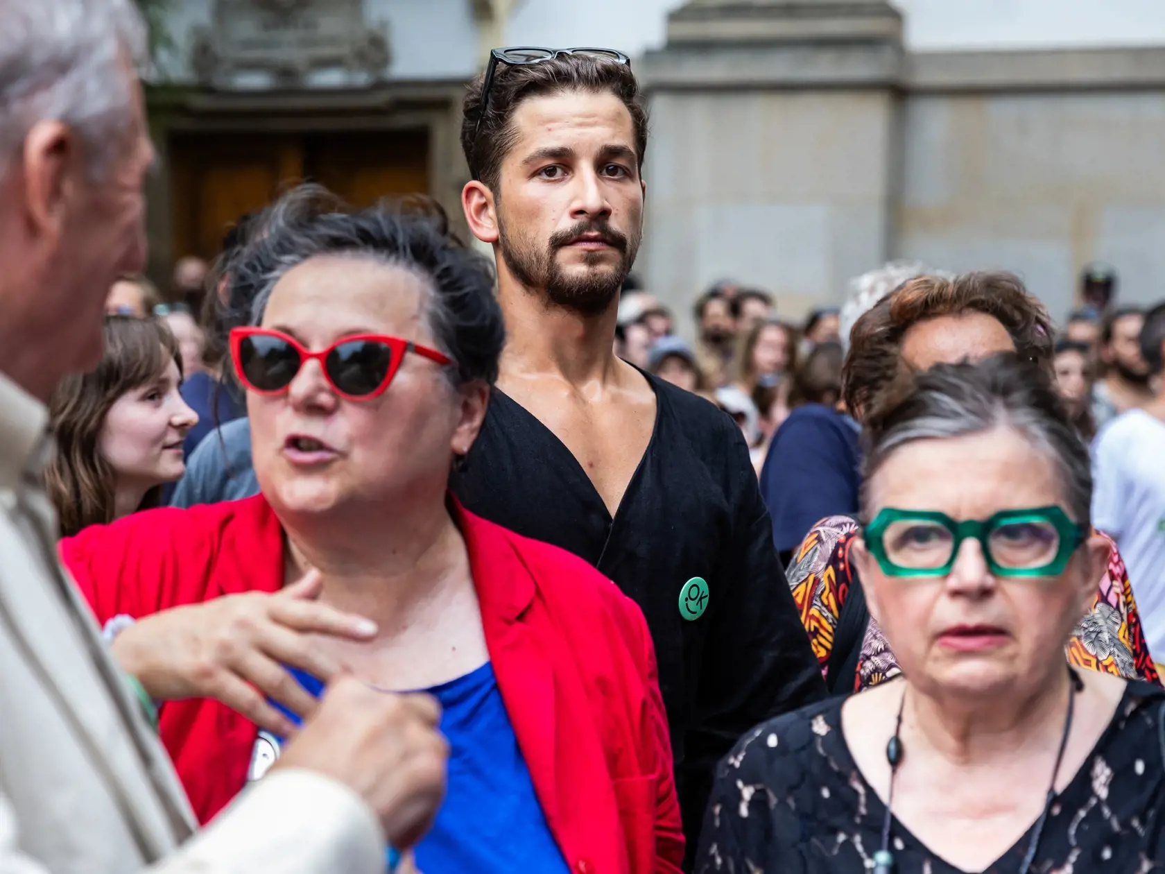 Jakub Jablonský a Zuzana Kronerová na proteste proti krokom ministerstva kultúry v Bratislave.
