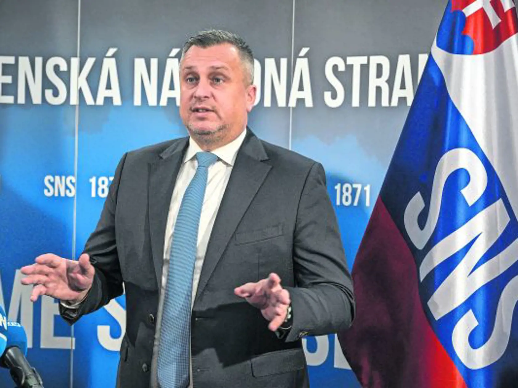 Predseda SNS je proti tomu, aby dostal Huliak ministerstvo.