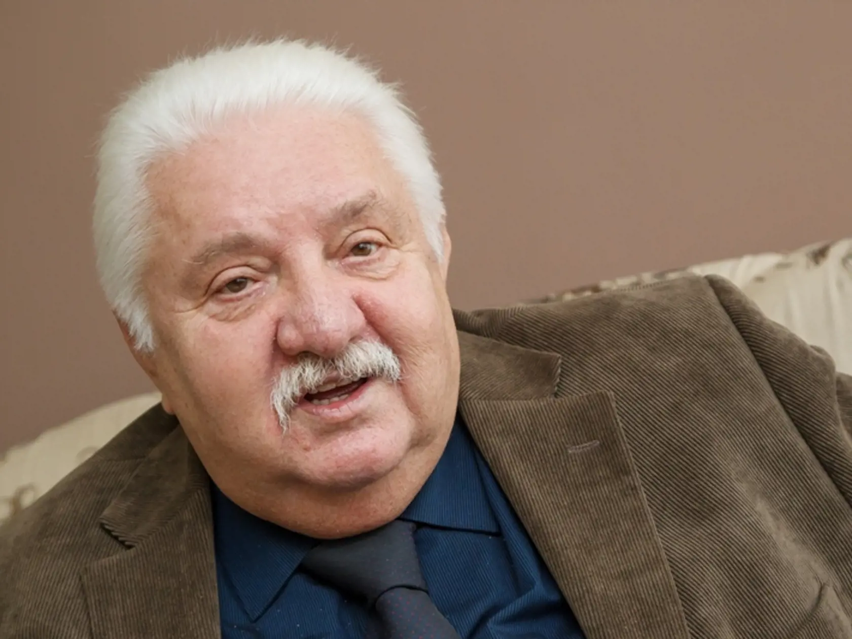 Herec Marián Labudua (71).