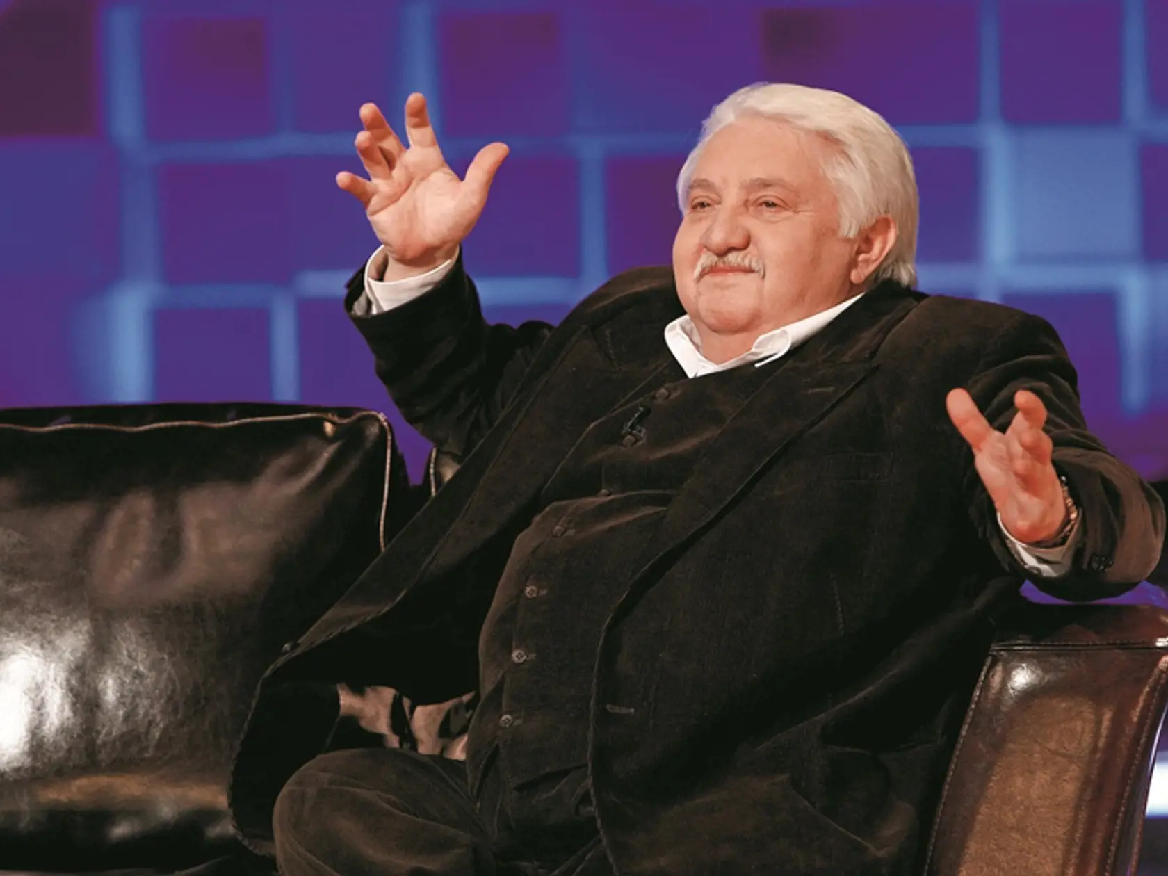 Talentovaný: Marián Labuda účinkoval v Slovenskom národnom divadle, v Divadle na Korze i na Novej scéne.Tešil sa, že sa vymanil zo „škatuľky“ estrádneho umelca a napokon stvárňoval aj veľké dramatické roly.