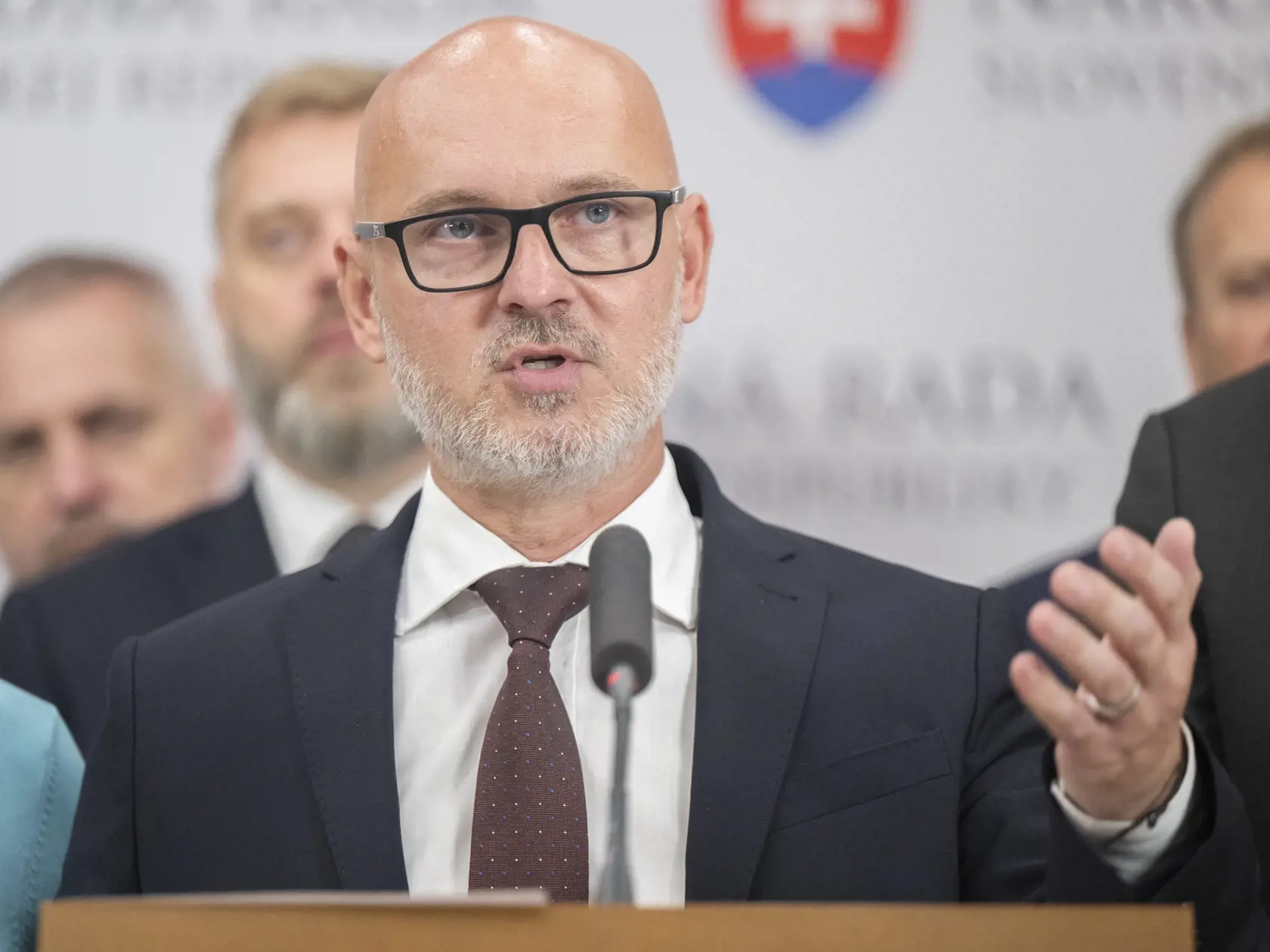 Na snímke predseda SaS Branislav Gröhling počas tlačovej koferencie po tom, čo poslanci Národnej rady (NR) Slovenskej republiky (SR) schválili balík opatrení na konsolidáciu verejných financií v budúcom roku v Bratislave vo štvrtok 3. októbra 2024. FOTO TASR - Martin Baumann