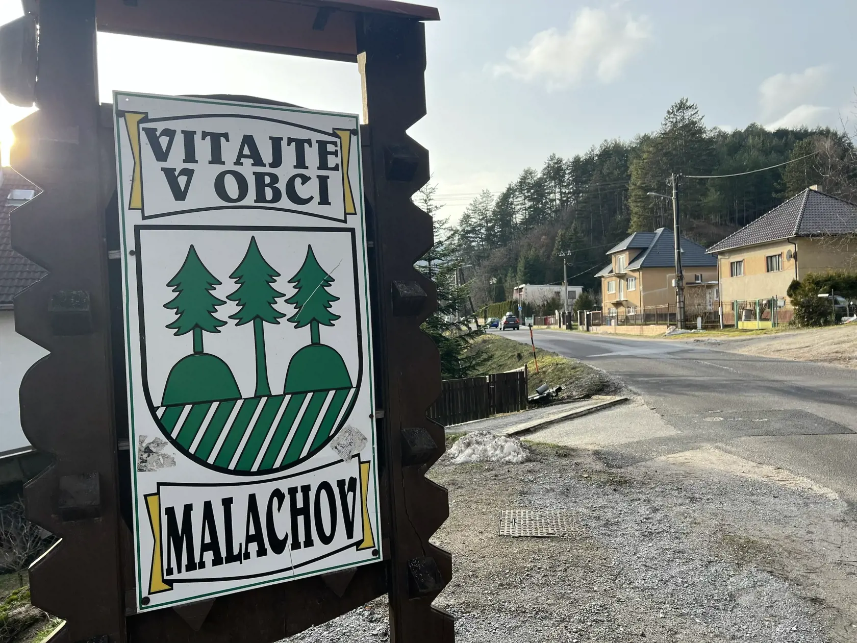 Repa je pohodená len kúsok od vstupu do obce Malachov.