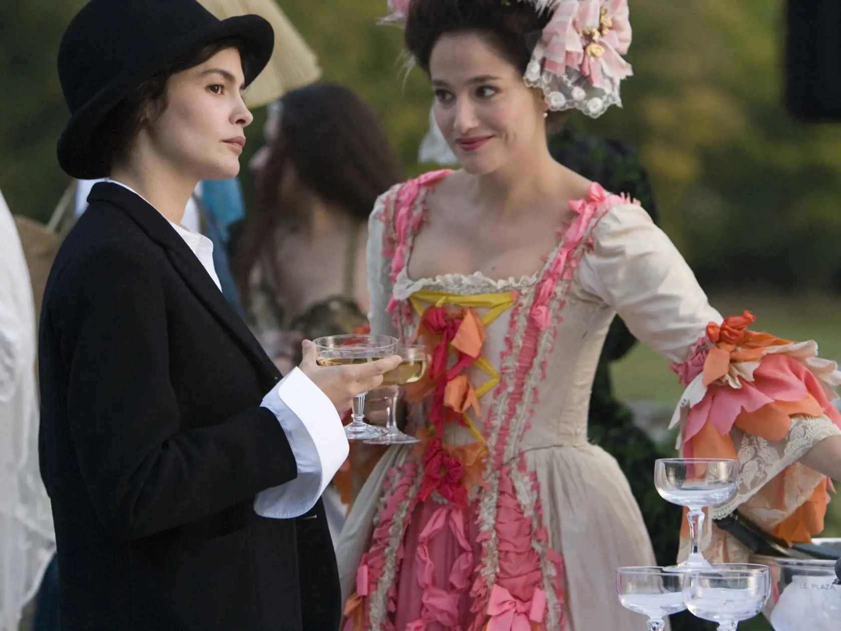 Marie Gillain vo filme Coco Chanel. Mala vtedy 34 rokov.