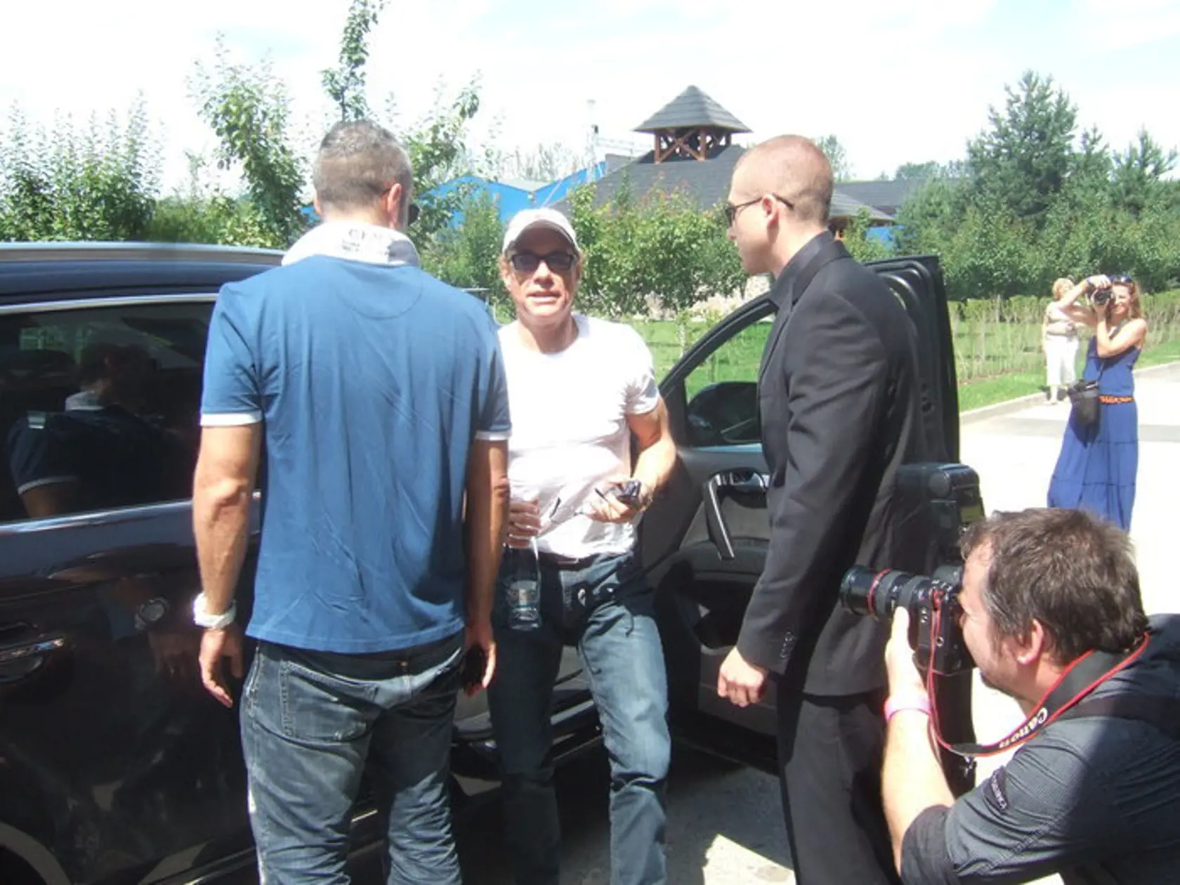 Jean Claude Van Damme pricestoval do Hniezdneho.