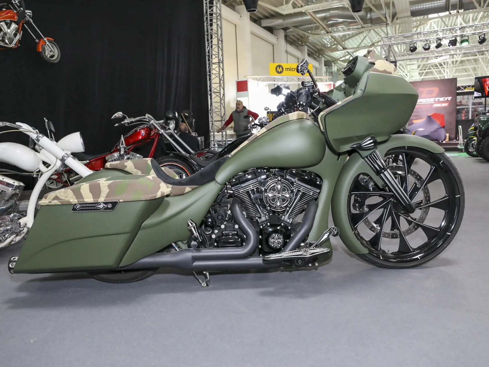 Aj takúto exkluzívnu motorku, vyrobenú na objednávku, môžete od štvrtka vodieť na výstave  Motocykel – Boat Show 2022 v bratislavskej Inchebe.