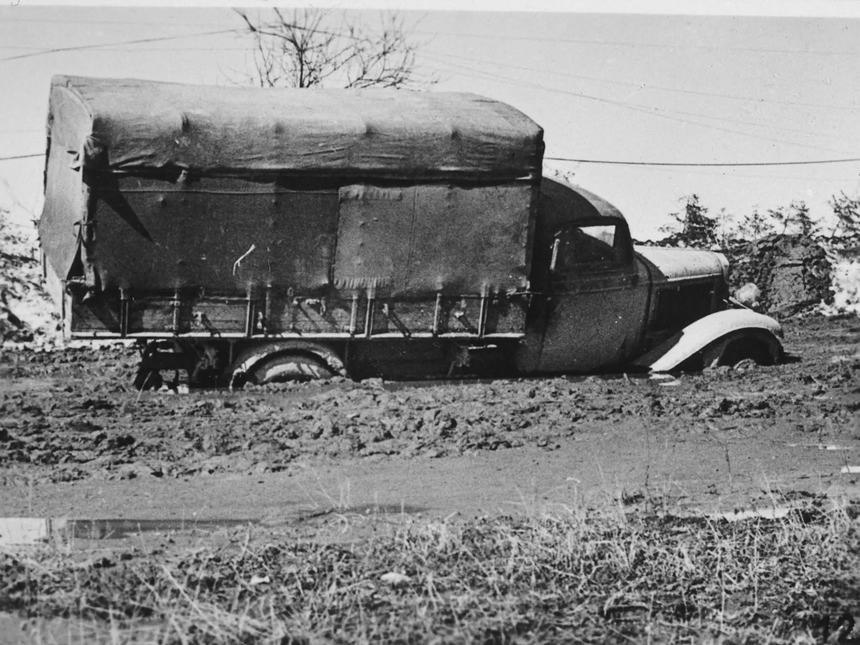 Na "rasputicu" doplatil počas druhej svetovej vojny aj Hitlerov wehrmacht. Ten kvôli hlbokému bahnu nedokázal využiť svoju motorizáciu a nedokázal včas zásobiť útočiace prvosledové jednotky na východnom fronte.