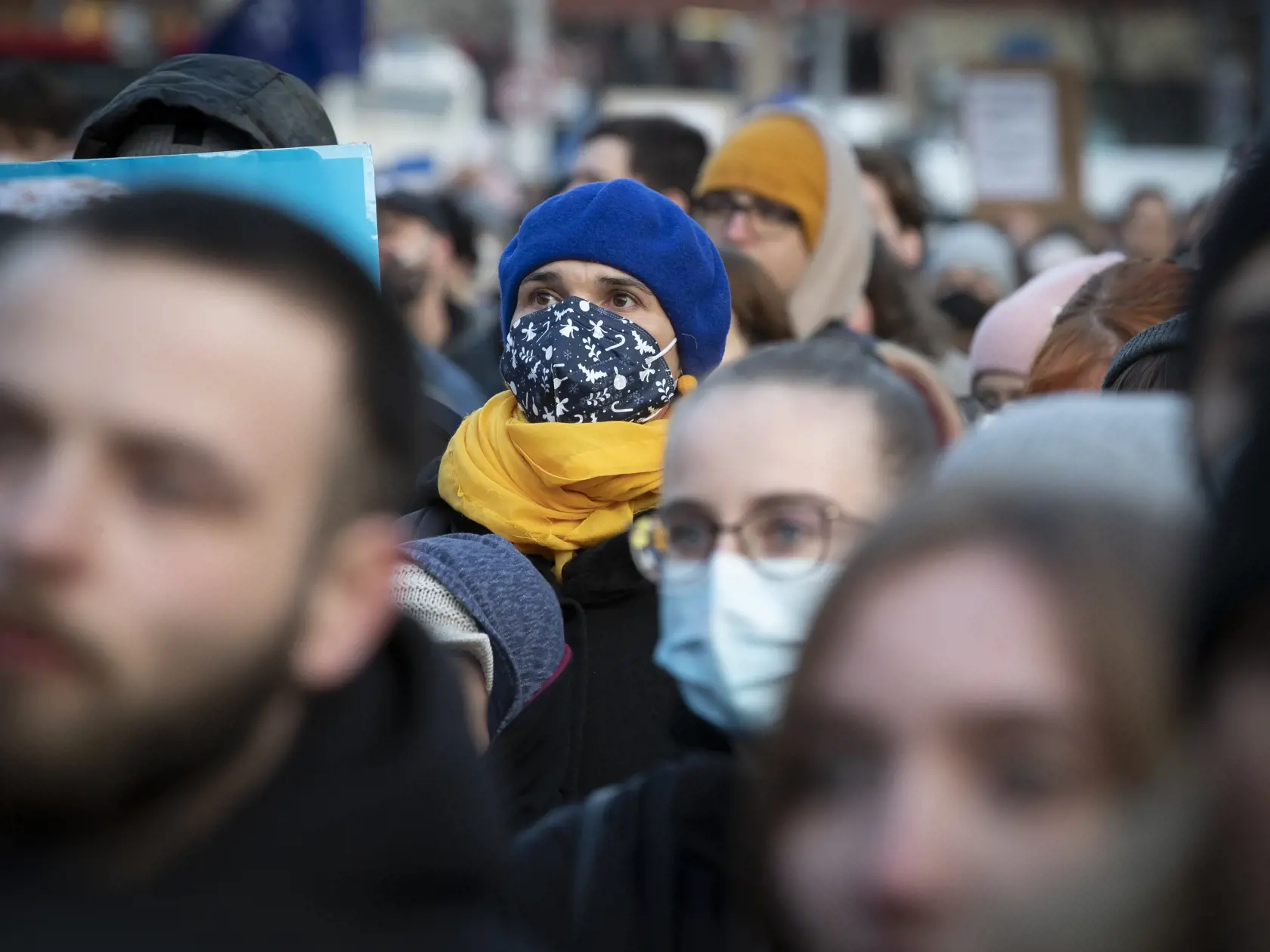 Verejné zhromaždenie na bratislavskom námestí SNP pod názvom Mier Ukrajine v čase vojnového konfliktu na Ukrajine, ktorú napadlo susedné Rusko vedené Vladimírom Putinom.