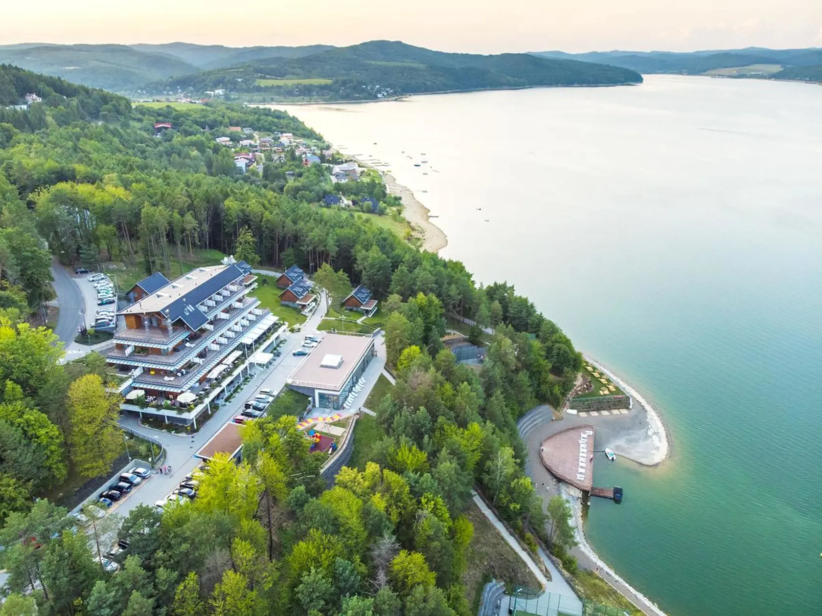 Hotel Zelená lagúna je na krásnom mieste.