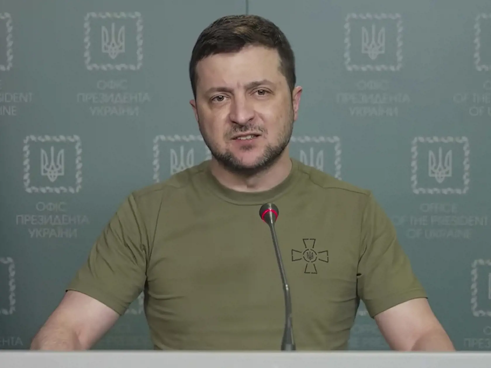 KK36 Kyjev - Na videosnímke ukrajinský prezident Volodymyr Zelenskyj hovorí 9. marca 2022 v Kyjeve. FOTO TASR/AP
In this image from video provided by the Ukrainian Presidential Press Office and posted on Facebook, Ukrainian President Volodymyr Zelenskyy speaks in Kyiv, Ukraine, on Wednesday, March 9, 2022. (Ukrainian Presidential Press Office via AP)