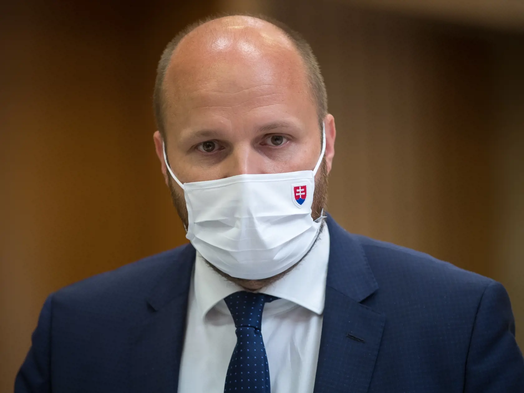 Ako vnímajú situáciu vaši dvaja synovia?
- Veľmi pozorne to sledujú. Aj dcéra. Všetko im vysvetľujem, vedia, kto je ten dobrý a kto ten zlý.