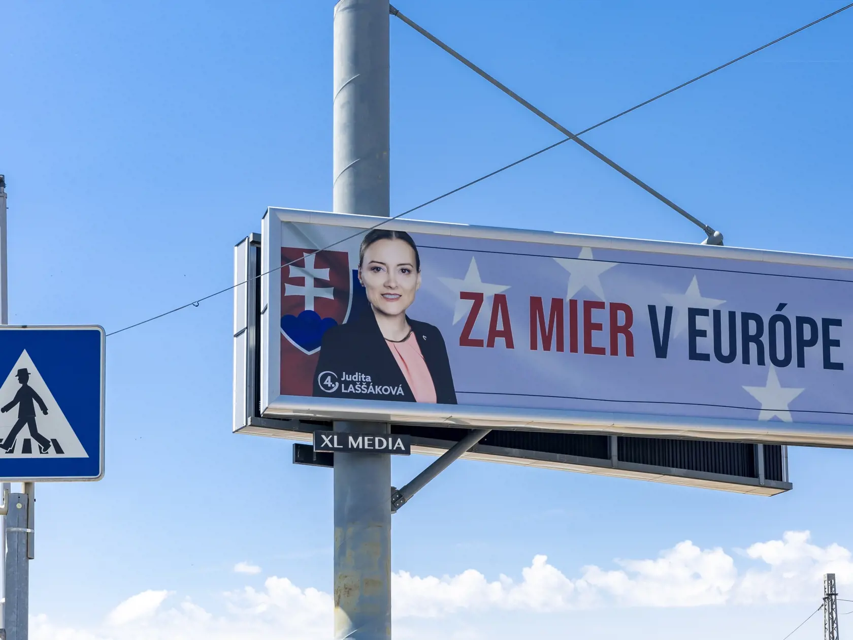 Na snímke bilbordy slovenských strán kandidujúcich do Europarlamentu 2024. 
