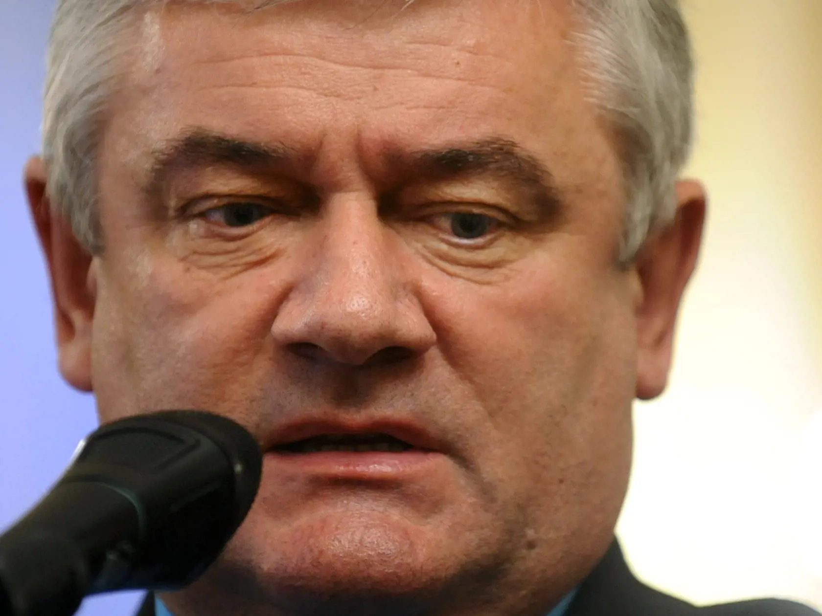 Na snímke predseda SNS Ján Slota počas tlačovej konferencie 14. apríla 2009 v Bratislave.