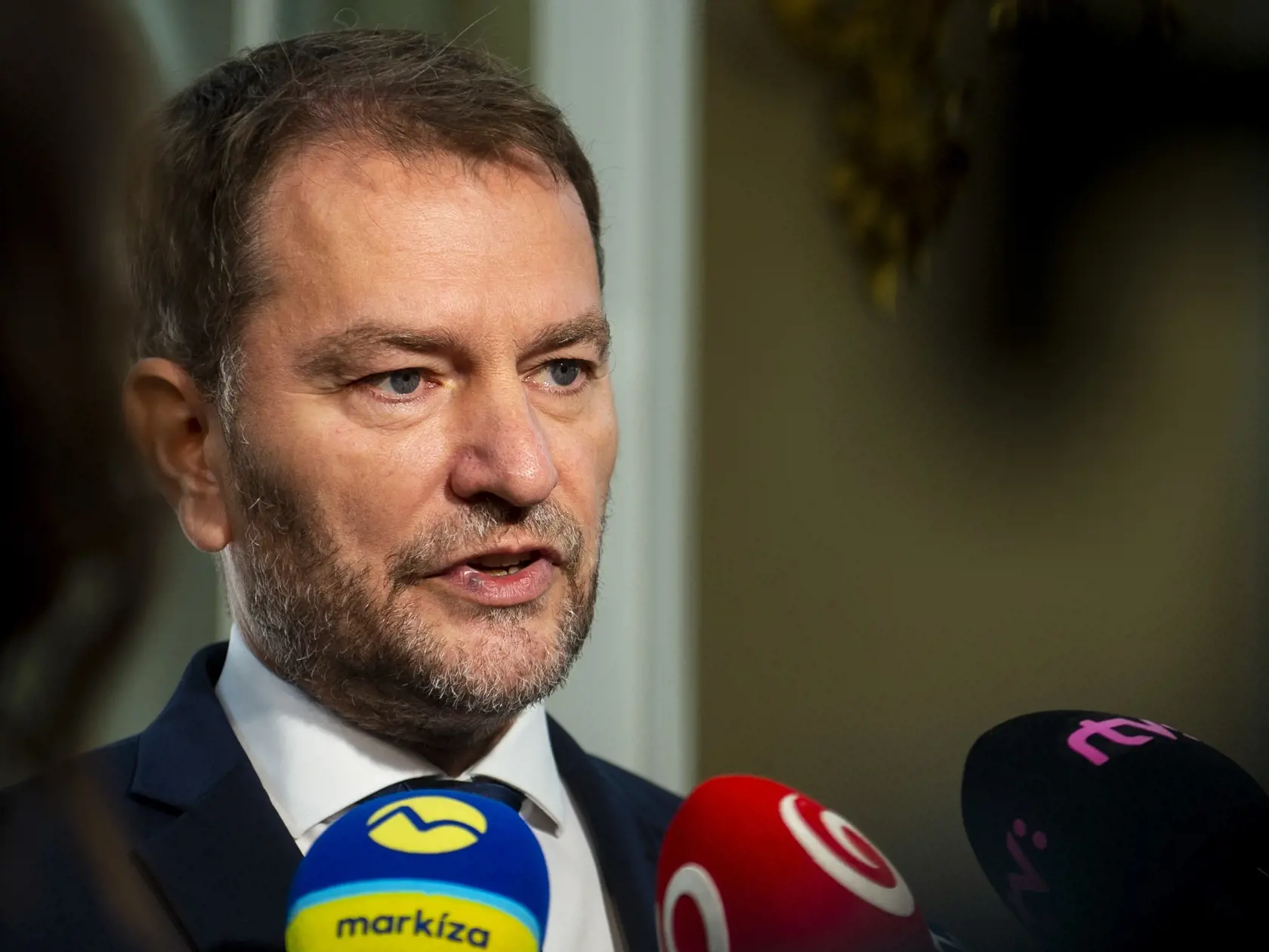 Na snímke predseda hnutia OĽANO Igor Matovič počas brífingu po stretnutí s prezidentkou SR Zuzanou Čaputovou v Prezidentskom paláci 5. októbra 2023 v Bratislave v rámci povolebného rokovania s lídrami politických strán. FOTO TASR - Jakub Kotian
