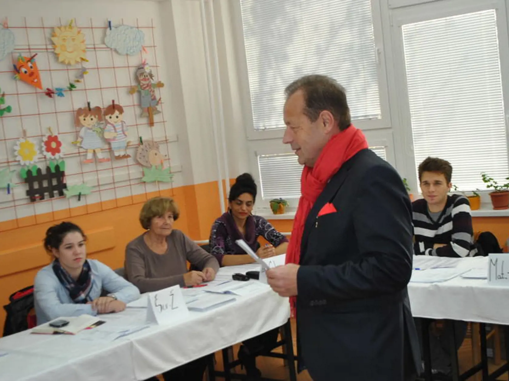 Pavel Hagyari počas komunálnych volieb.