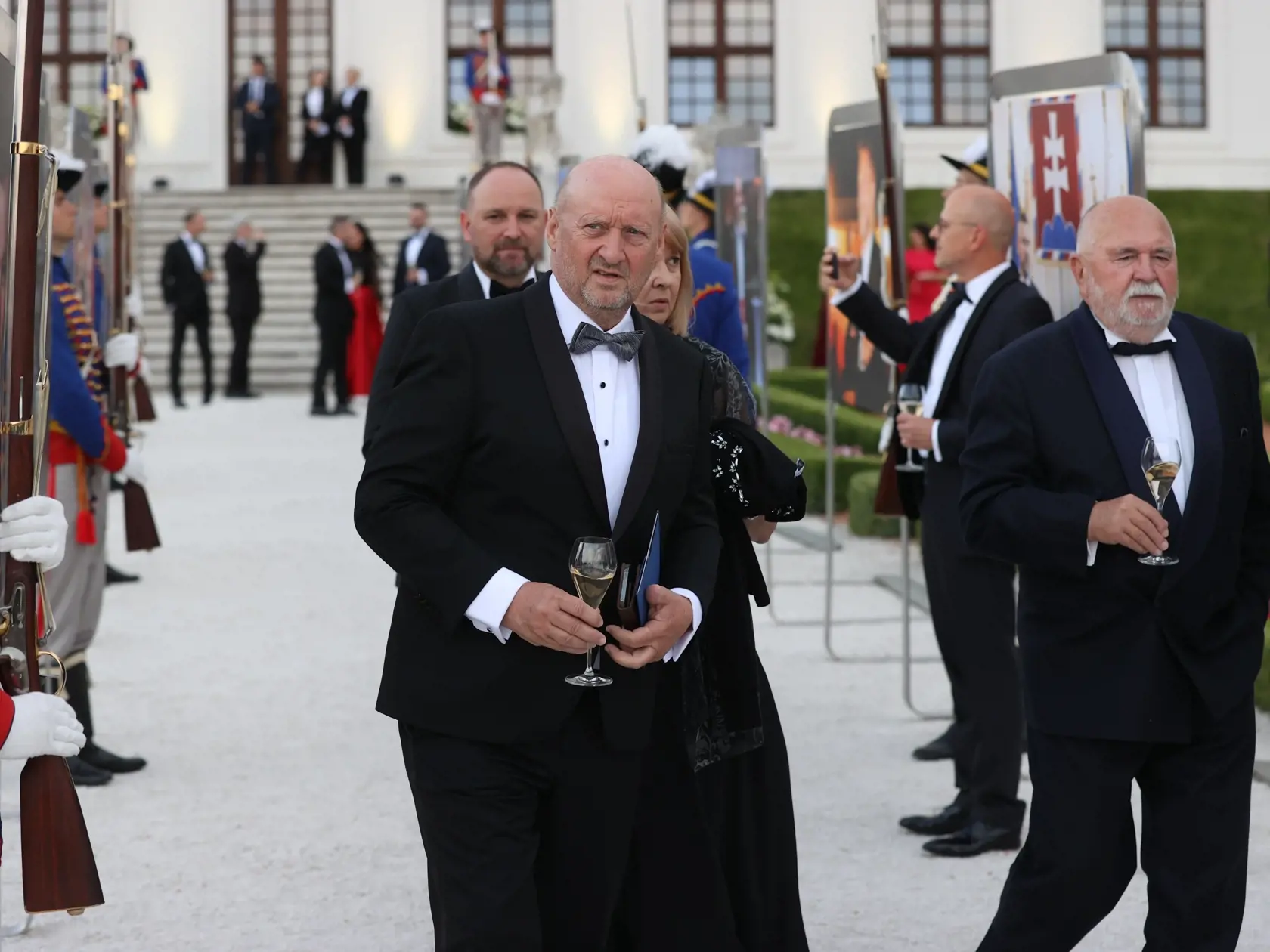 Slávnostná recepcia prezidenta SR Petra Pellegriniho na Bratislavskom hrade. Na snímke je Vladimír Poór.