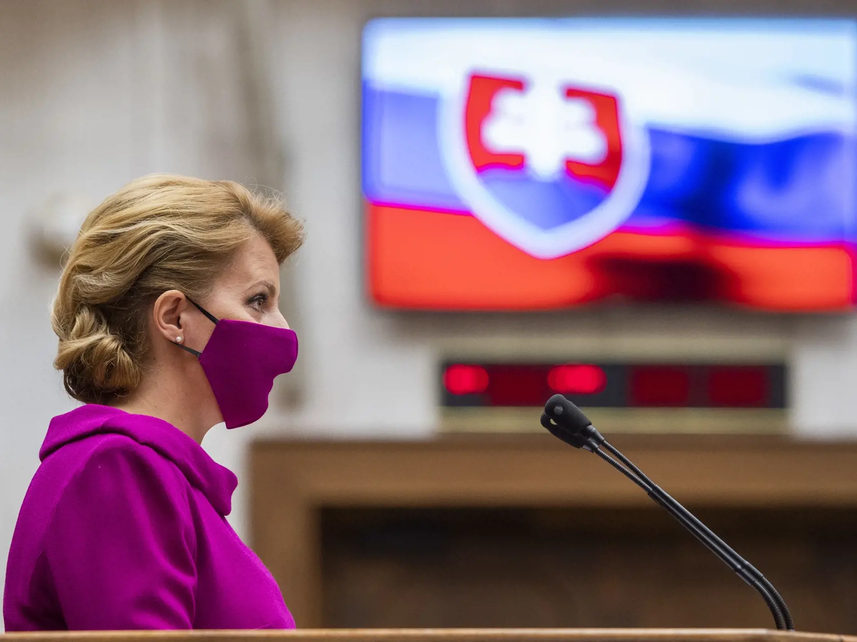 Na snímke prezidentka SR Zuzana Čaputová vystupuje so Správou o stave Slovenskej republiky počas 8. schôdze Národnej rady SR v Bratislave 5. júna 2020. FOTO TASR - Jaroslav Novák