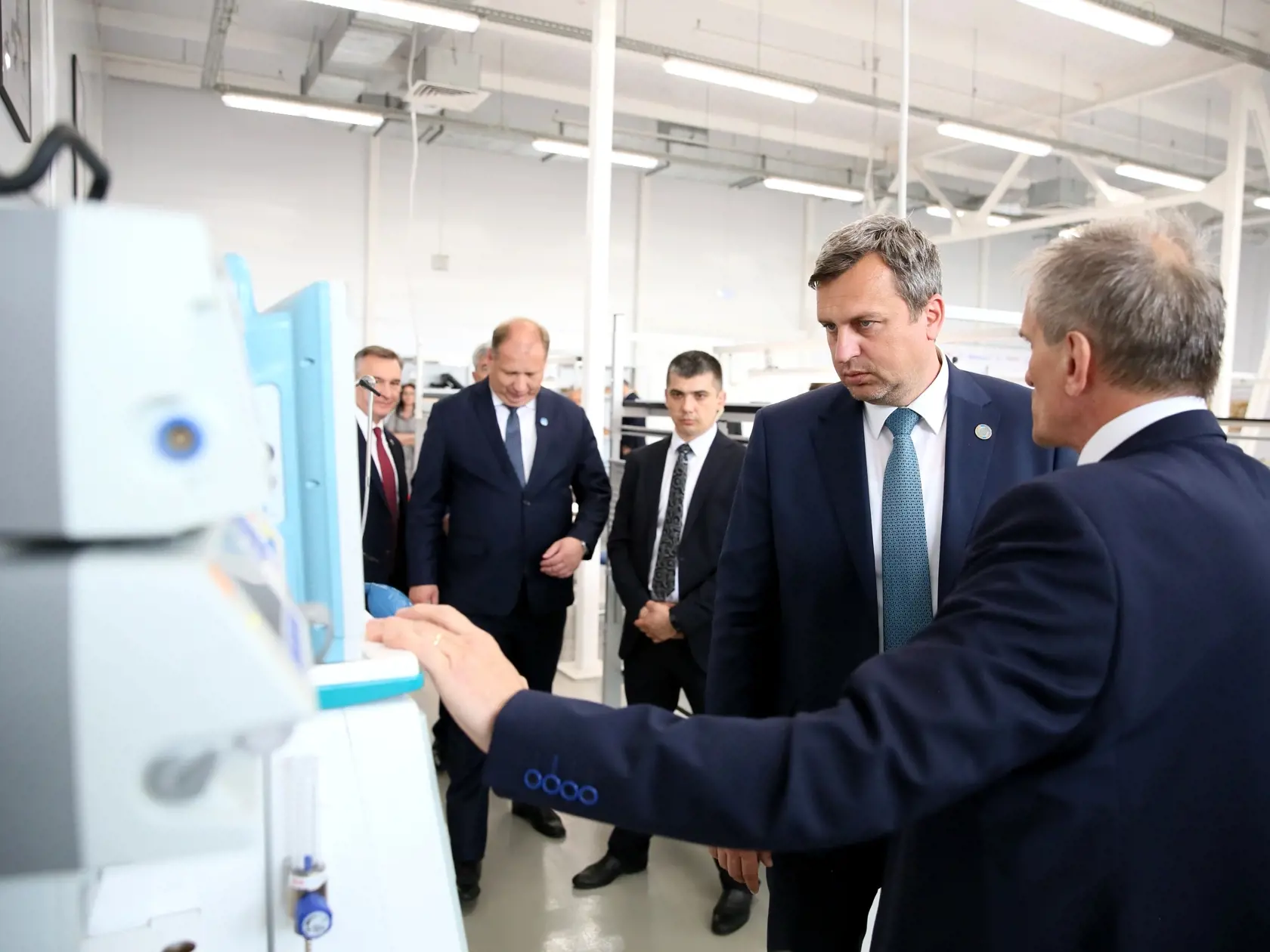 Andrej Danko otvoril dcérsku fabriku slovenskej firmy v Rusku.