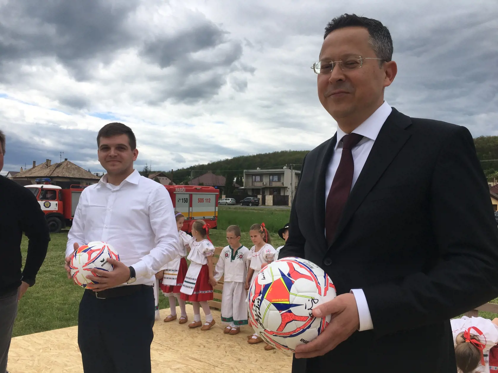 Minister financií sa objavil cez víkend v Brezničke pri Poltári. A kopol si aj do lopty.
