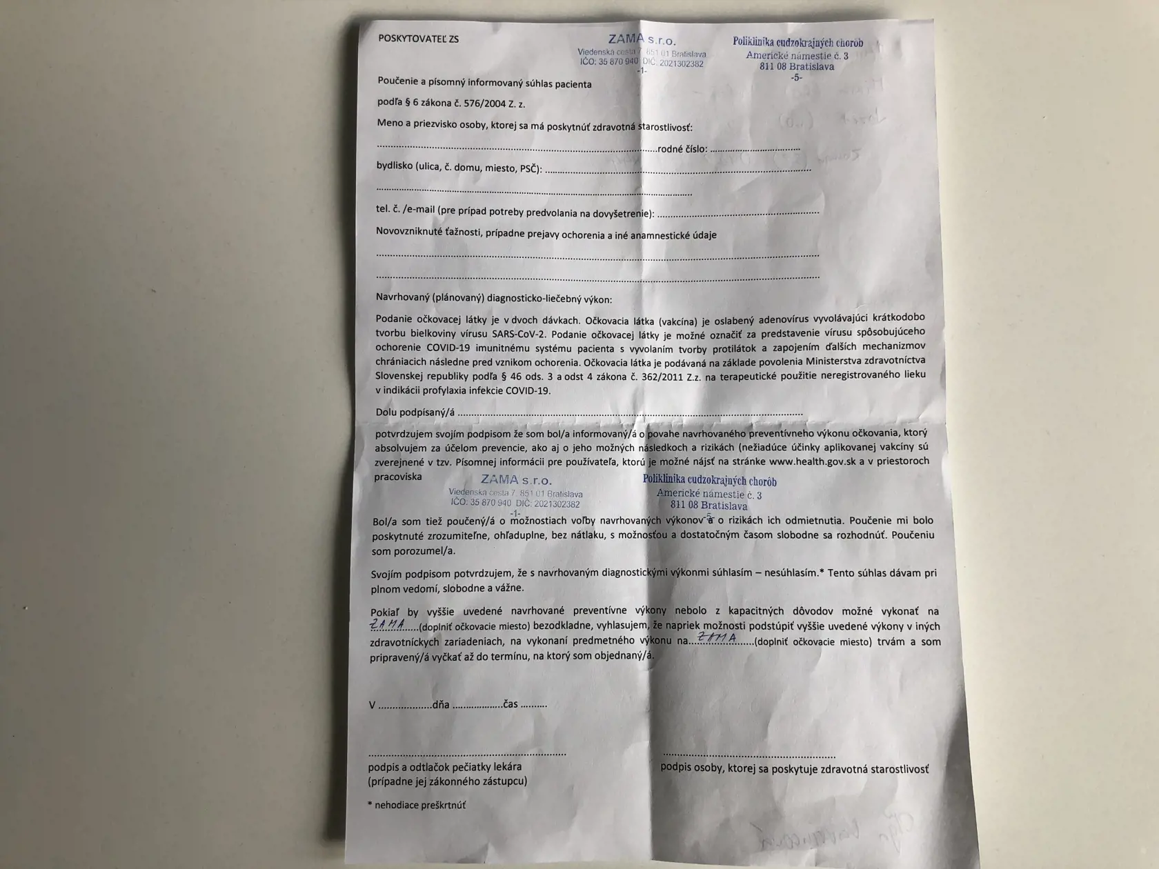 Očkovaní Sputnikom popdisujú tento informovaný súhlas.