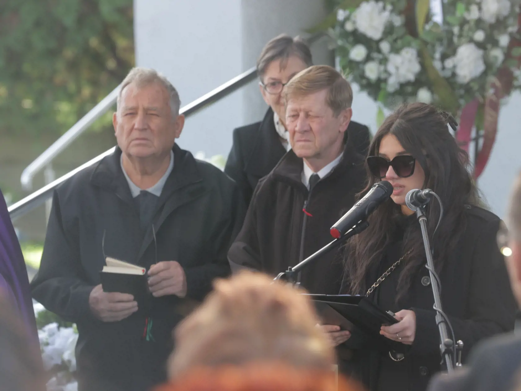Posledná rozlúčka s hudobníkom Ľubom Virágom (†68), ktorý náhle zomrel pred pár dňami.