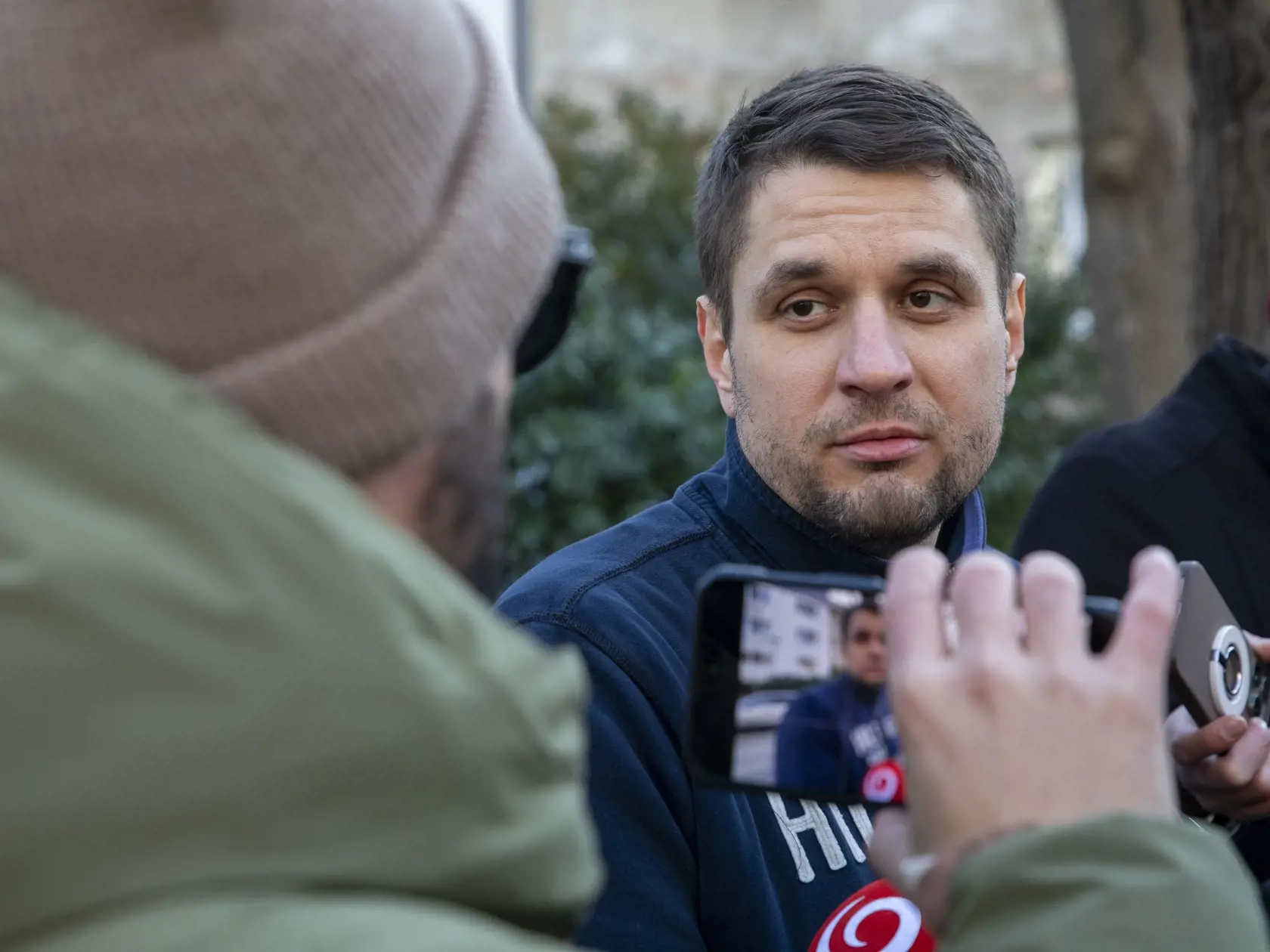  Na snímke Adam Puškár prepustený z väzby.
