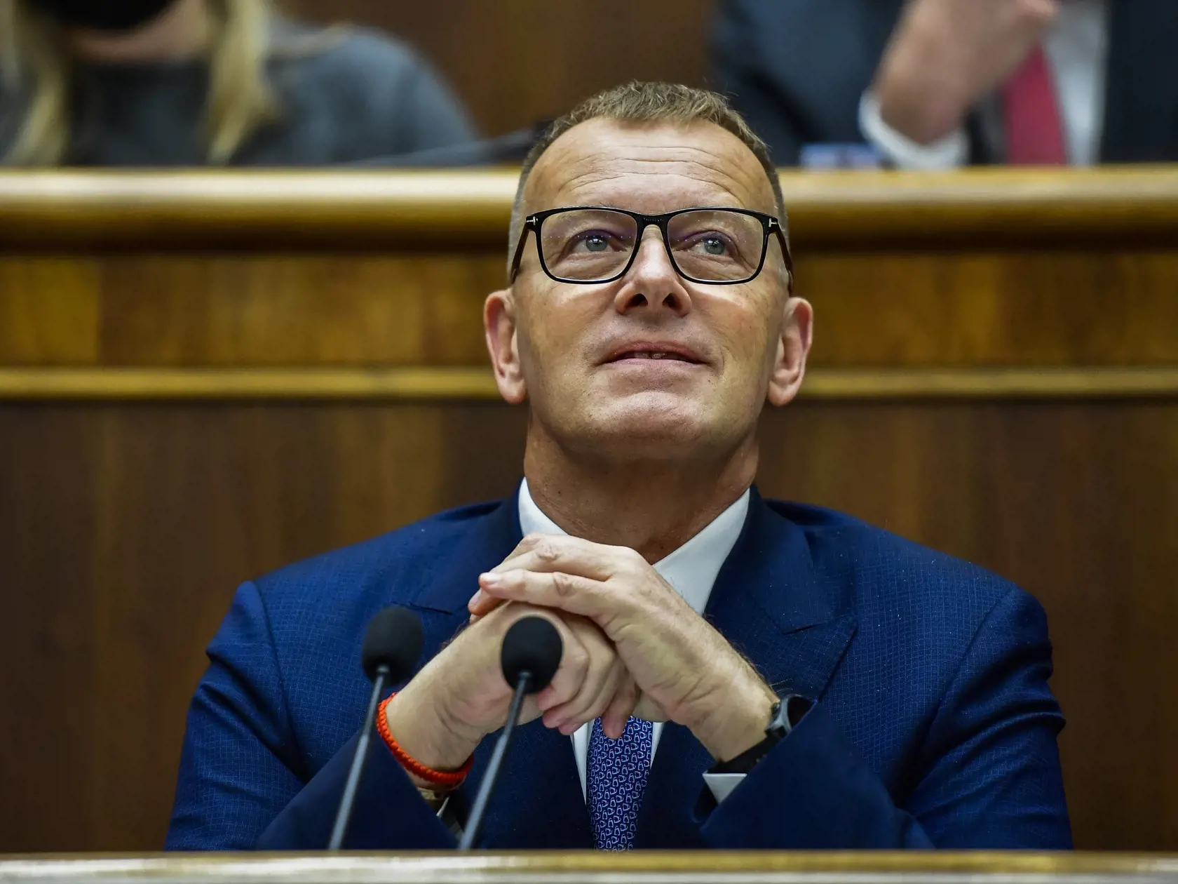 Na snímke predseda Národnej rady (NR) SR Boris Kollár (Sme rodina) reaguje v pléne po vyslovení nedôvery vláde Eduarda Hegera (OĽANO) na 78. schôdzi parlamentu v Bratislave vo štvrtok 15. decembra 2022. Národná rada (NR) SR vo štvrtok vyslovila nedôveru vláde Eduarda Hegera. Za jej pád hlasovalo 78 poslancov. Vláda bude ďalej fungovať v demisii s obmedzenými právomocami. FOTO TASR - Jaroslav Novák