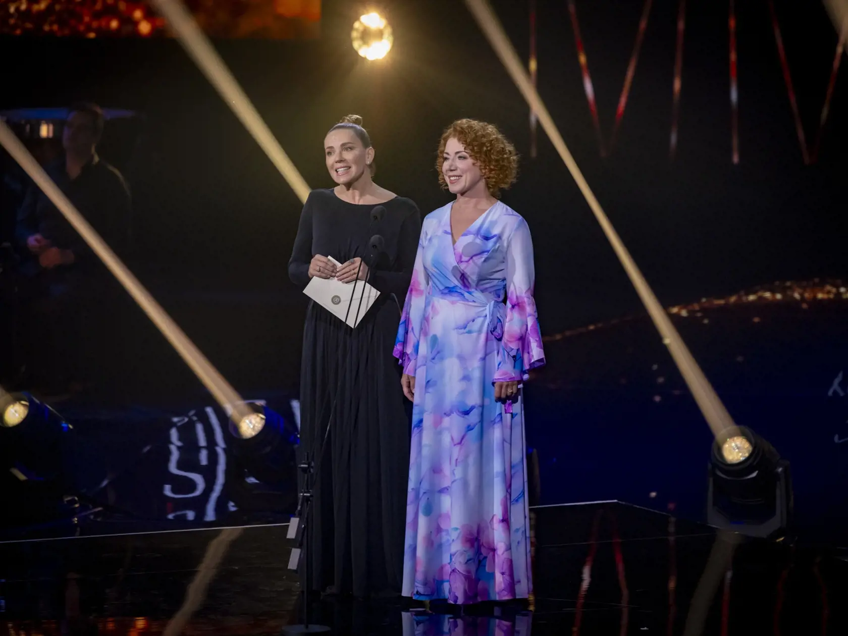 Ocenenie odovzdali aj Diana Mórová a Gabika Dzuríková.