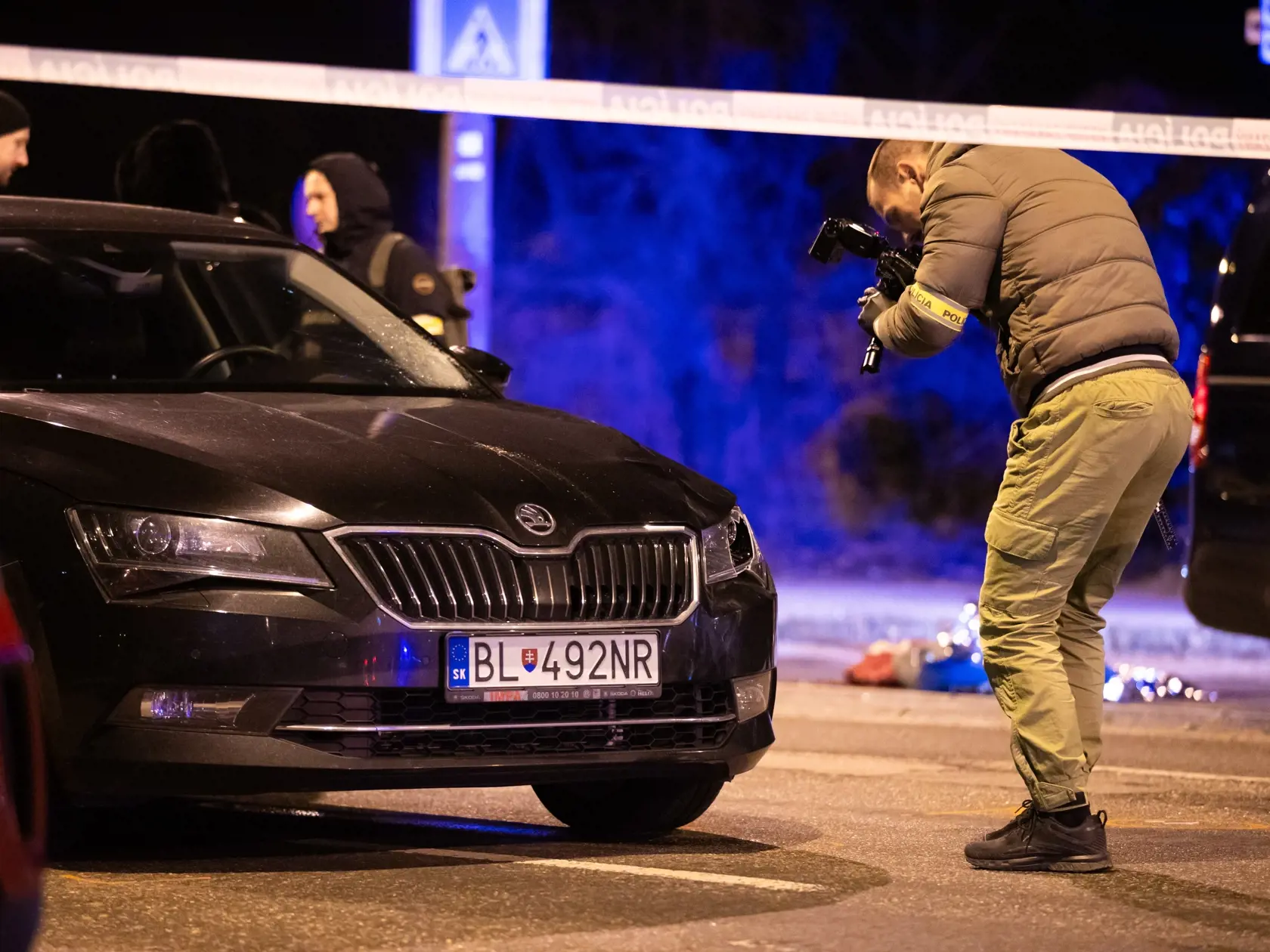 Na Romanovej ulici v Bratislave pred sídlom Úradu pre ochranu ústavných činiteľov mal funkcionár ministerstva zraziť dôchodkyňu.
