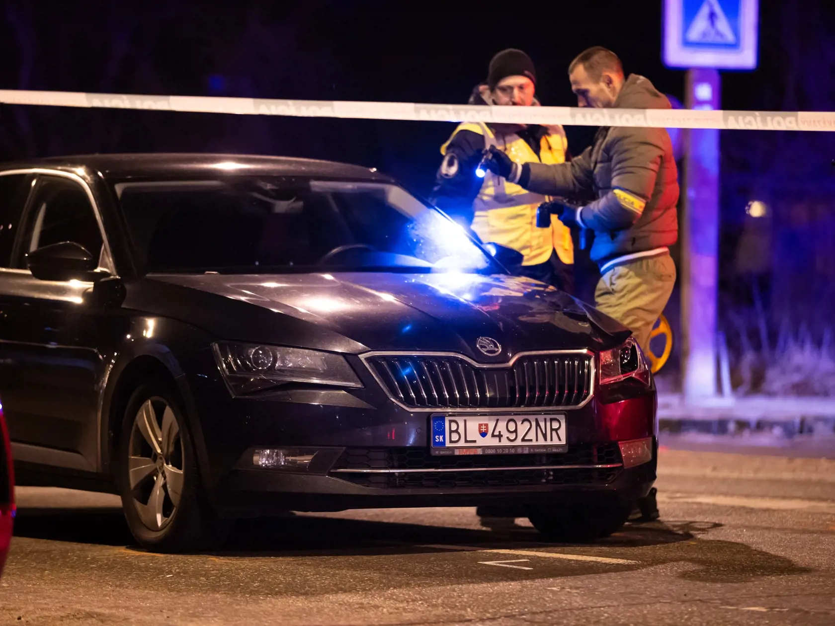 Na Romanovej ulici v Bratislave pred sídlom Úradu pre ochranu ústavných činiteľov mal funkcionár ministerstva zraziť dôchodkyňu.
