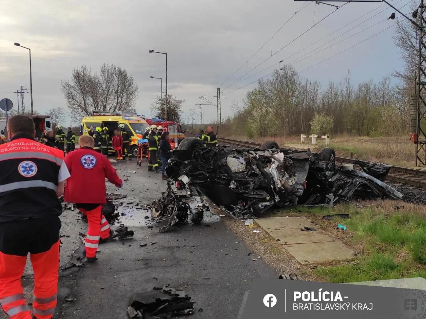 Polícia pomáhala pri rannej nehode v blízkosti hraničného priechodu s Maďarskom