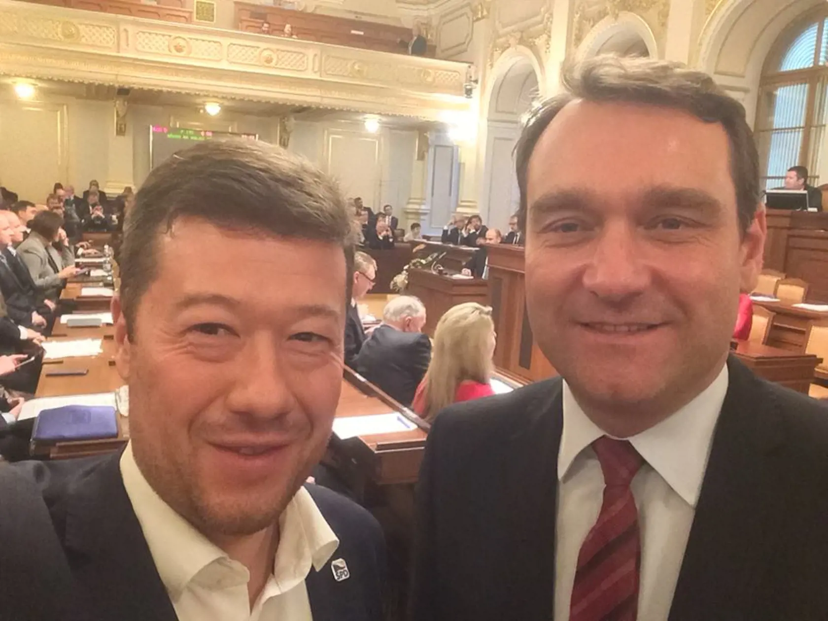 Líder českej parlamentnej strany SPD - Tomio Okamura.