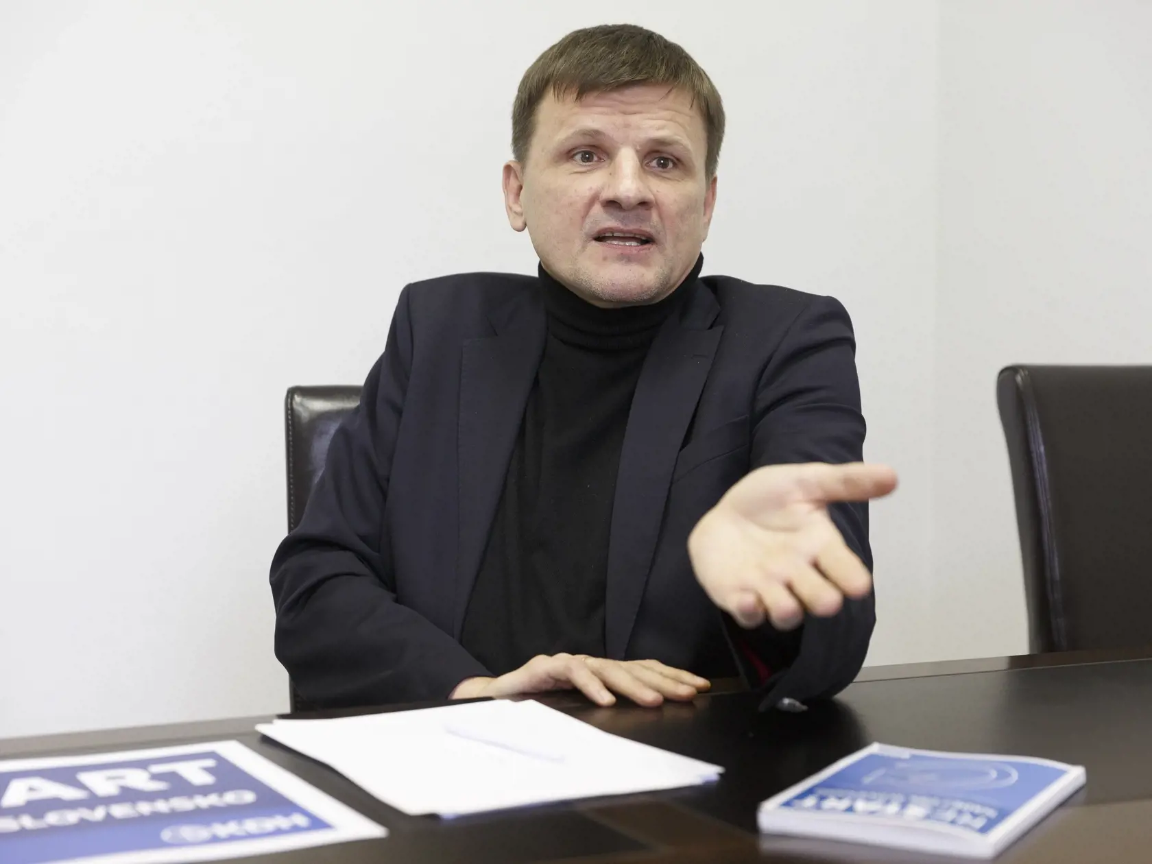 Rozhovor P1 s predsedom KDH Alojzom Hlinom