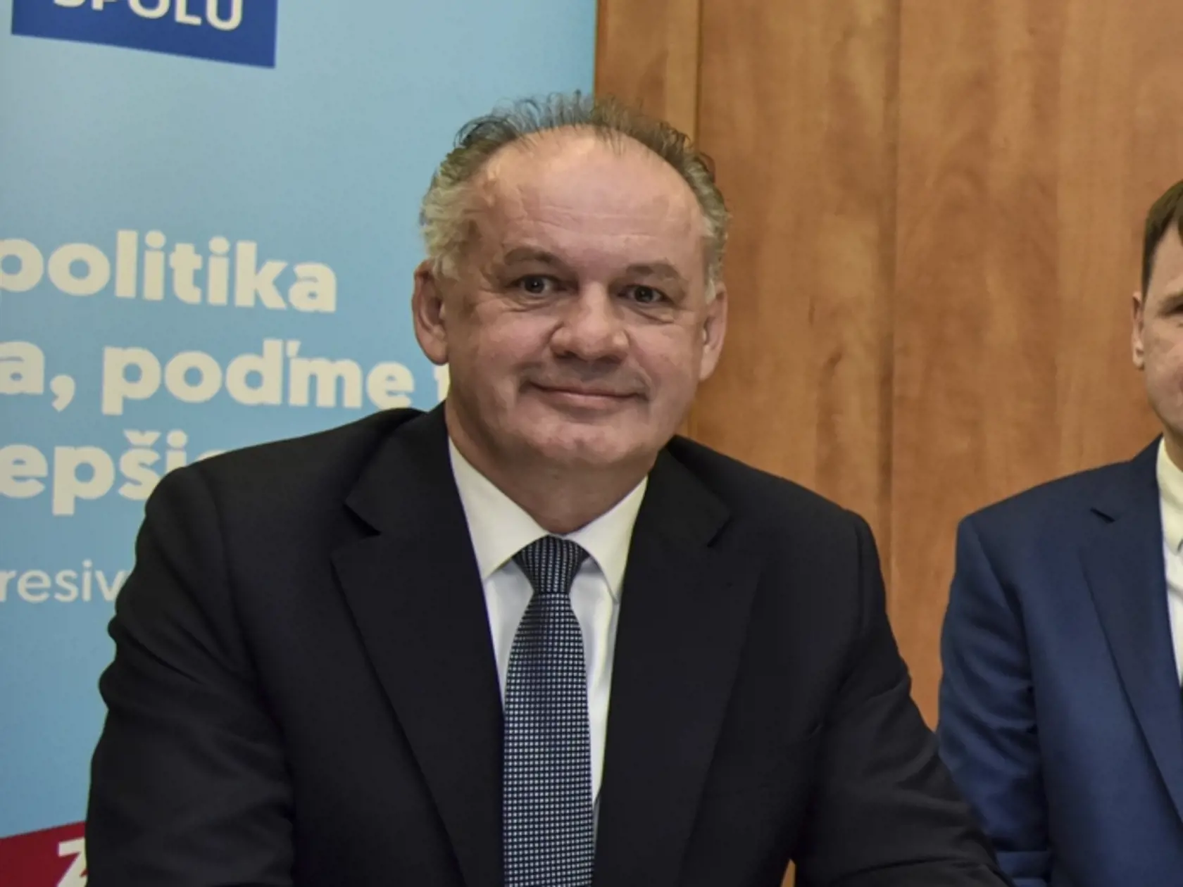 Neparlamentná strana Za ľudí pri podpise dohody o neútočení