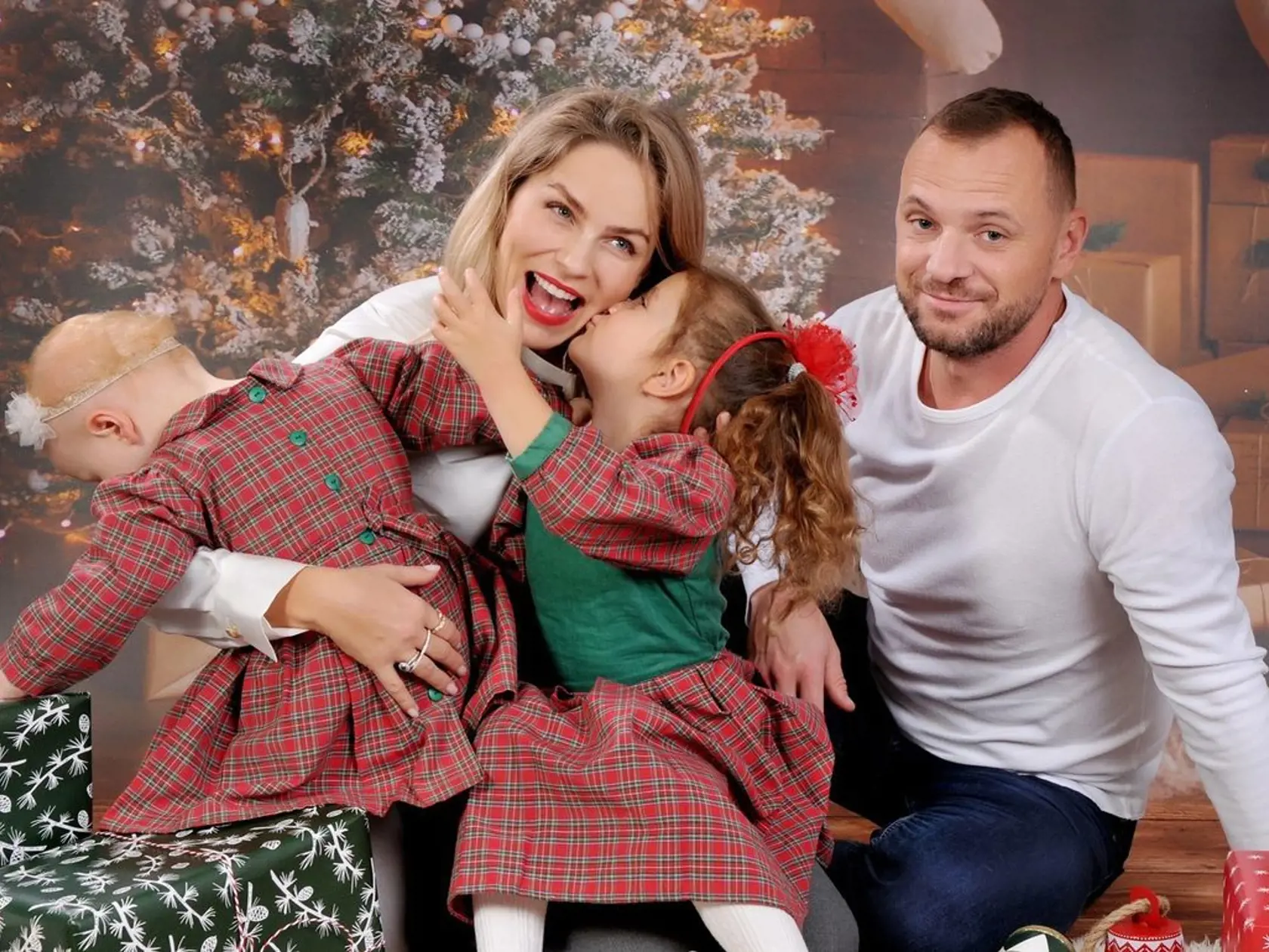 Takto dopadlo vianočné fotenie Gáboríkovcov.
