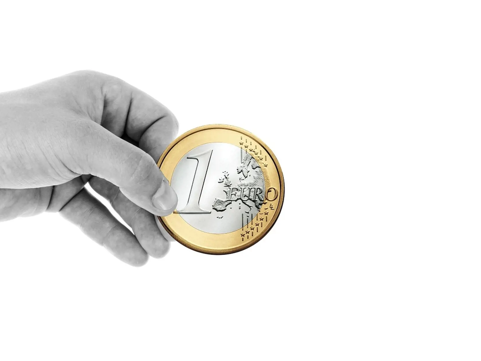 Mesačný poplatok stúpne od marca o viac ako 1 euro!