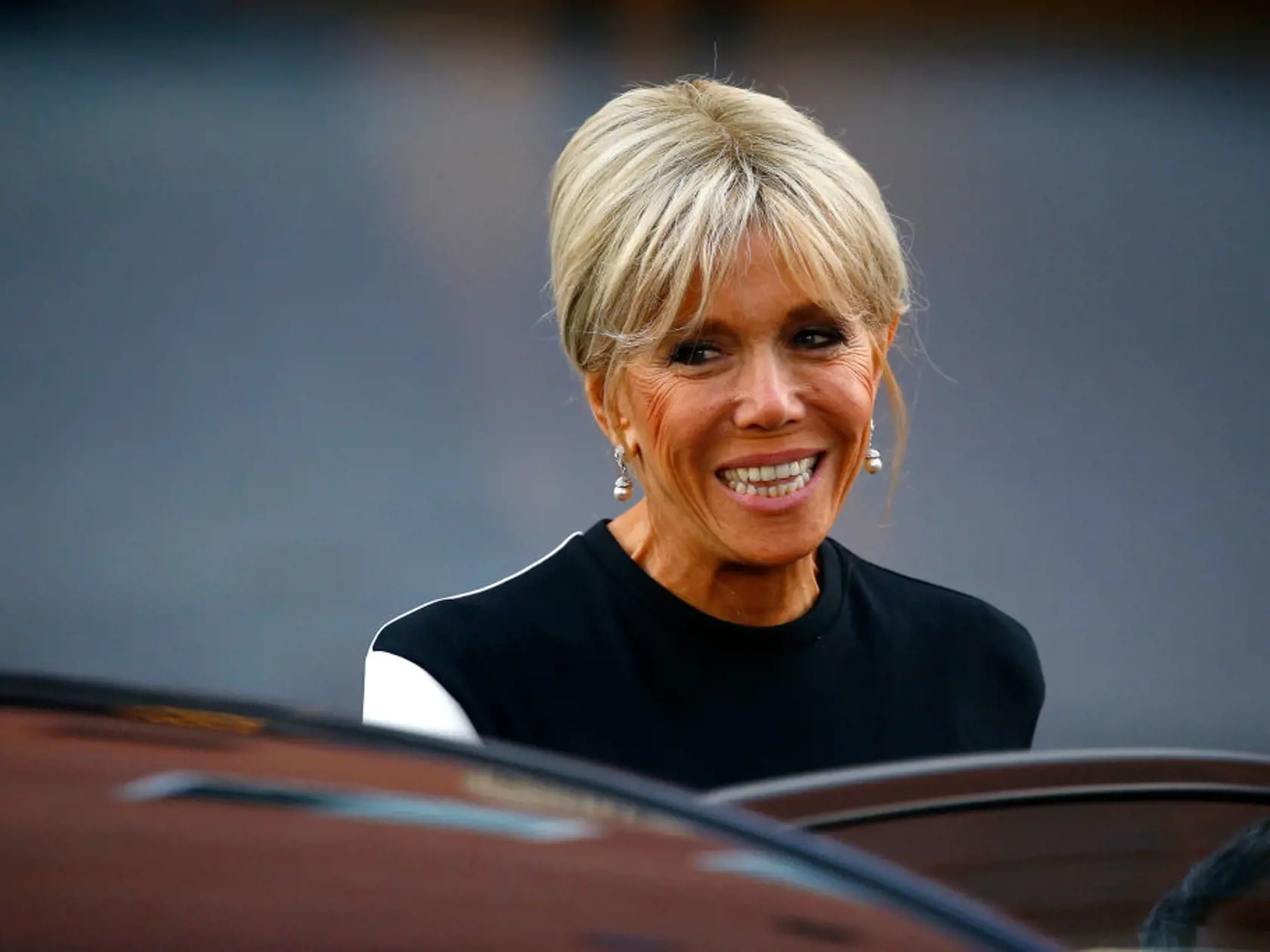 Brigitte Macron je od svojho manžela o čosi staršia. 