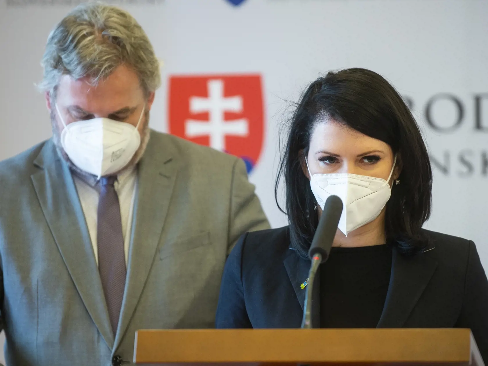 Na snímke poslankyňa NR SR Jana Bittó Cigániková (SaS). Poslanec Čepček je podľa nej blázon, ktorý nemá inú agendu ako obmedzovať práva žien.