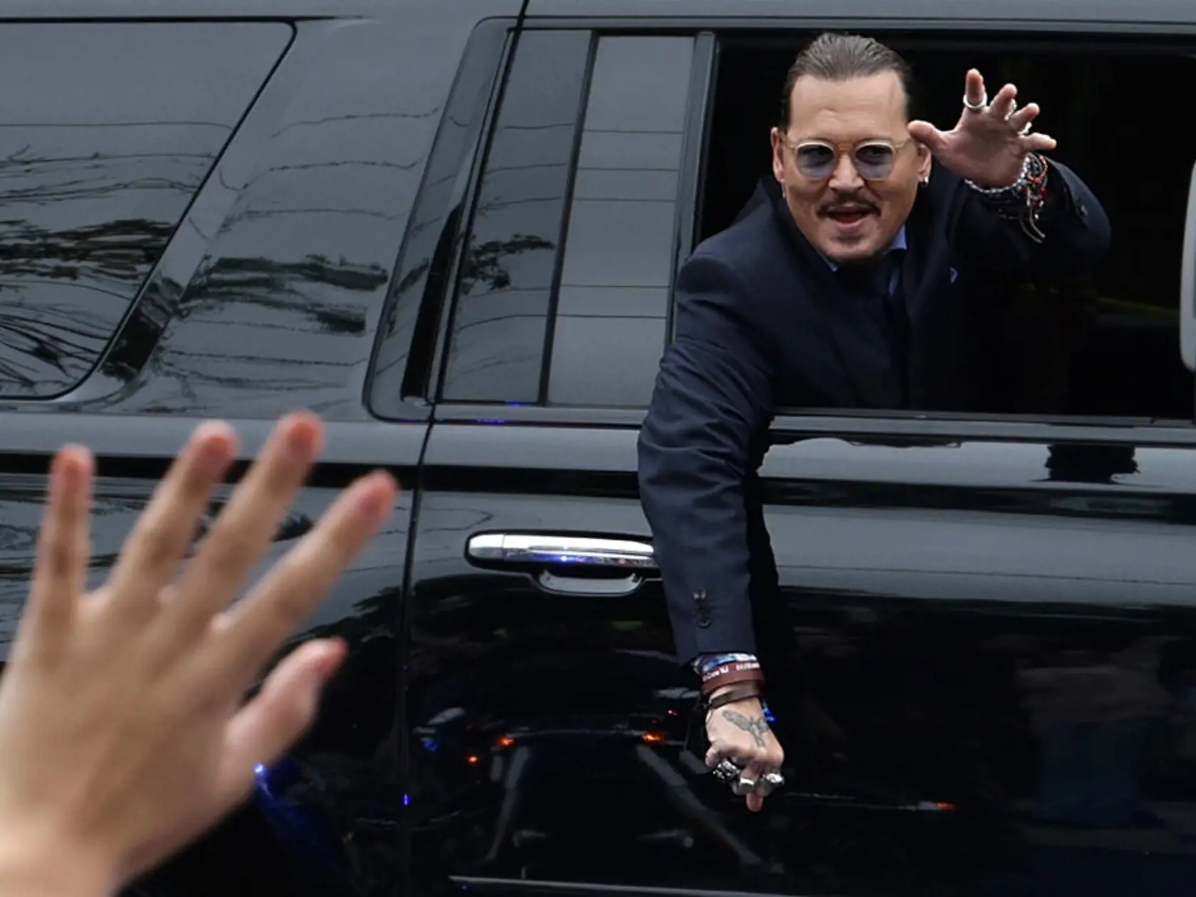 Americký herec Johnny Depp vyhral v stredu súd so svojou bývalou manželkou Amber Heardovou