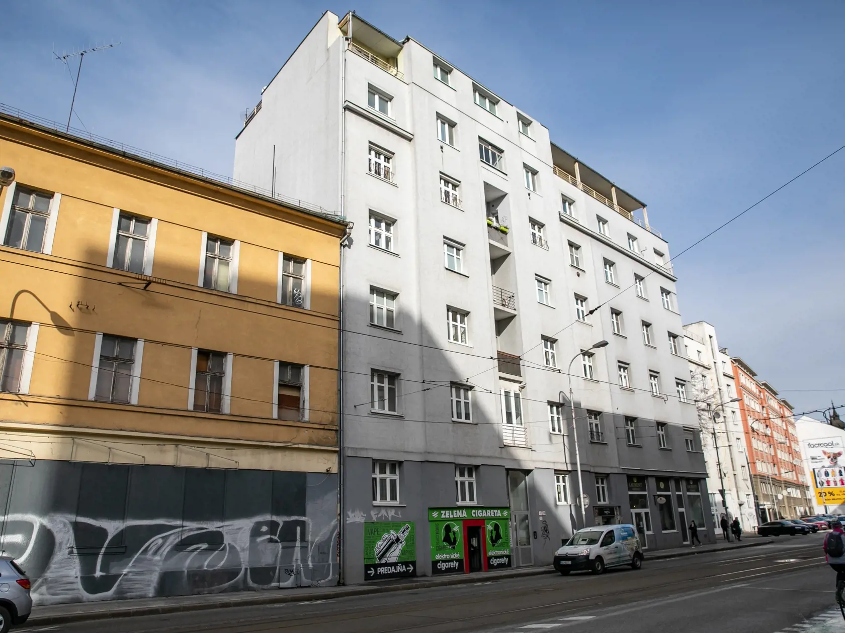 Niektoré adresy prinášajú podľa numerológie šťastie, iné nie. Na snímke je Špitálska ulica v Bratislave.