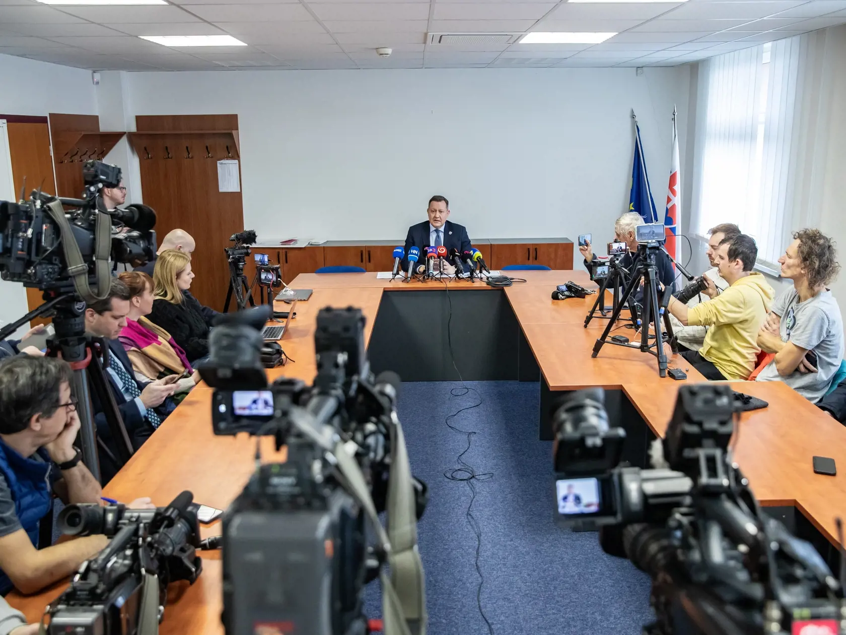 Tlačová konferencia špeciálneho prokurátora Daniela Lipšica k ukončeniu vyšetrovania streľby na Zámockej ulici.