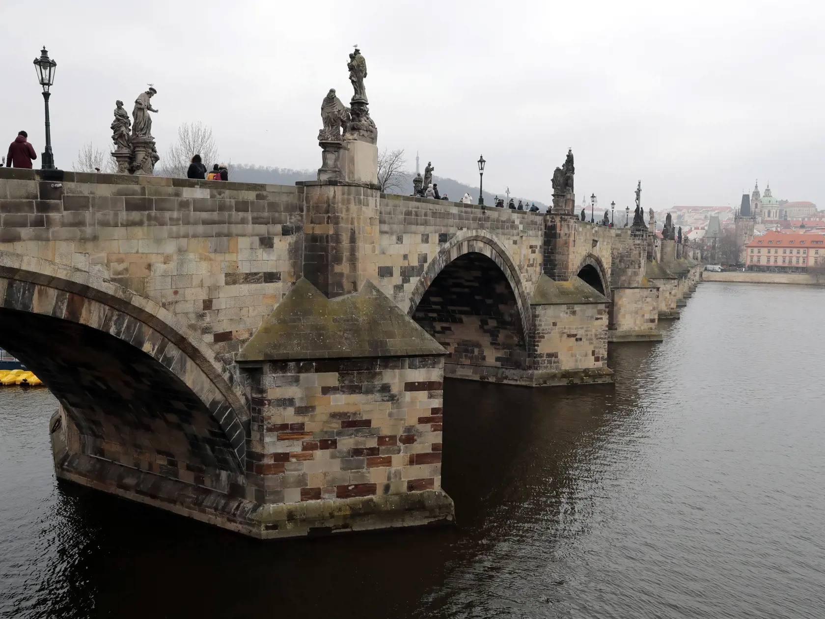 Karlov most prirovnal psychotronik k Lurdom.