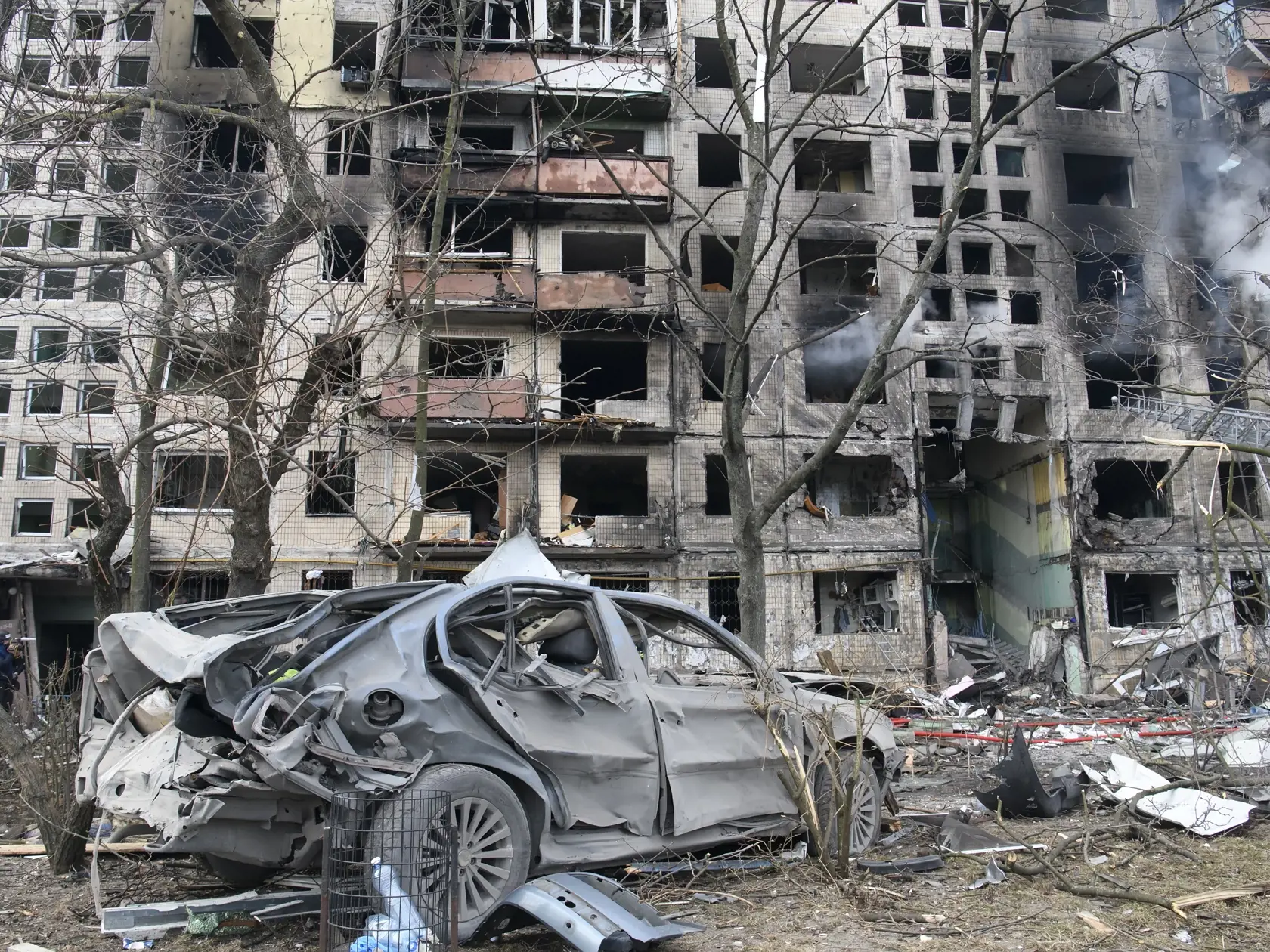 Ruská armáda bombarduje už aj obytné štvrte.