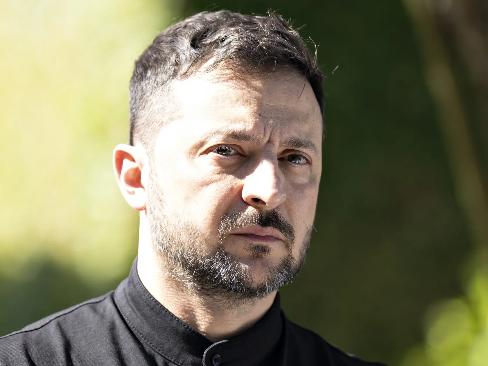 WA 62 Aarhus - Ukrajinský prezident Volodymyr Zelenskyj pózuje počas návštevy v dánskom Aarhuse vo štvrtok 3. júla 2025. FOTO TASR/AP  


Ukraine's President Volodymyr Zelenskyy looks on as he arrives at Marselisborg Castle on the occasion of Denmark taking over the EU presidency, in Aarhus, Denmark, Thursday, July 3, 2025. (Henning Bagger/Ritzau Scanpix via AP)