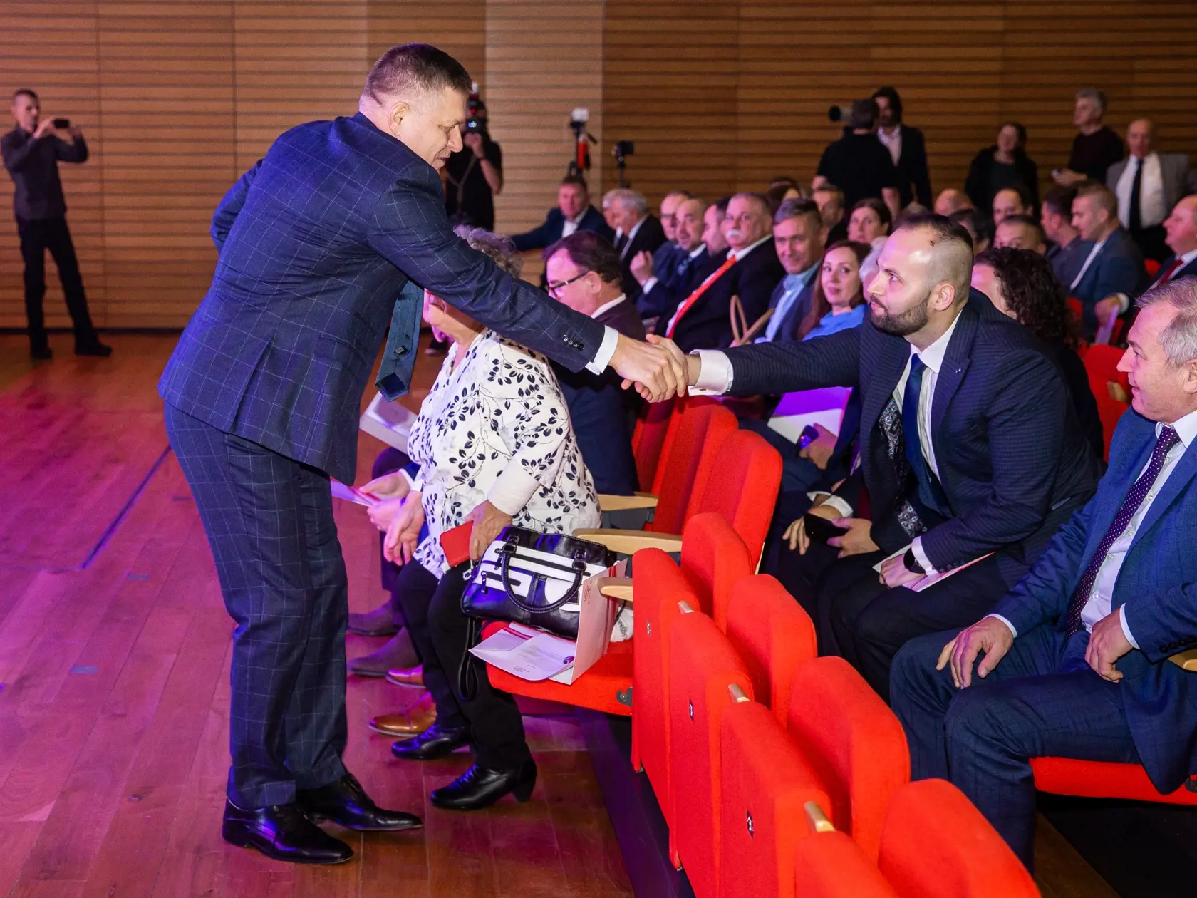 Snem politickej strany SMER-SD v Bratislave. Na snímke Robert Fico.
