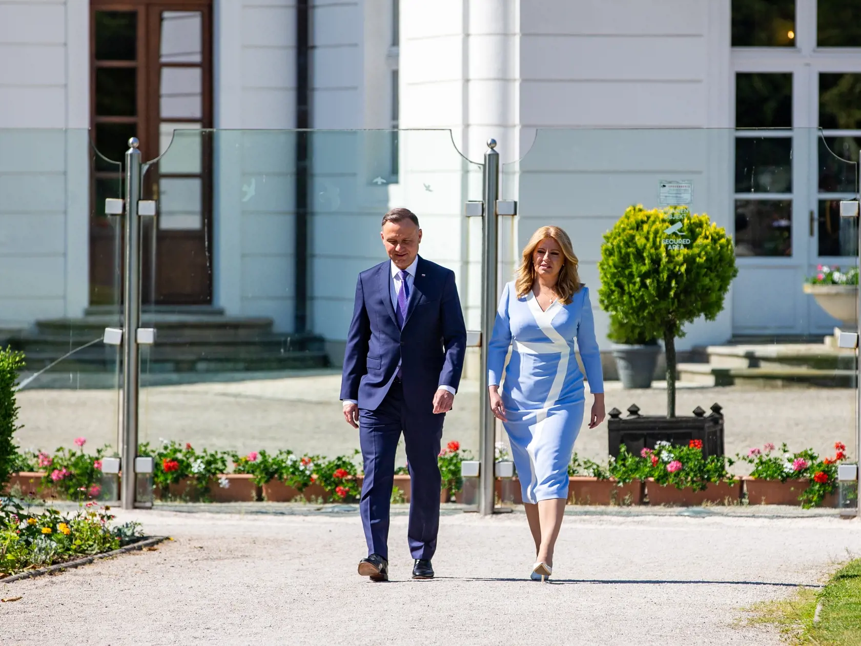 Na snímke je Zuzana Čaputová prezidentka Slovenskej republiky a Adrzej Duda prezident Poľskej republiky na oficiálnej návšteve Slovenska. 