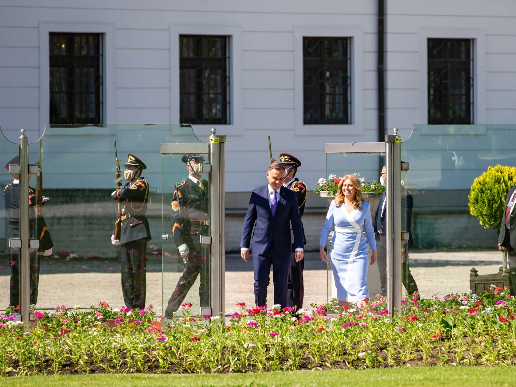 Na snímke je Zuzana Čaputová prezidentka Slovenskej republiky a Adrzej Duda prezident Poľskej republiky na oficiálnej návšteve Slovenska. 