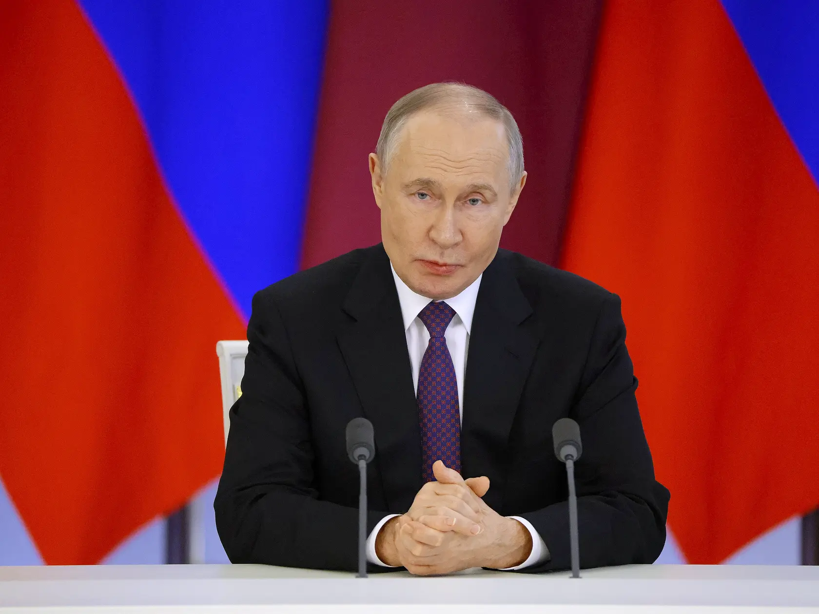 Putin považuje za príčinu vojny legitímnu ukrajinskú vládu.
