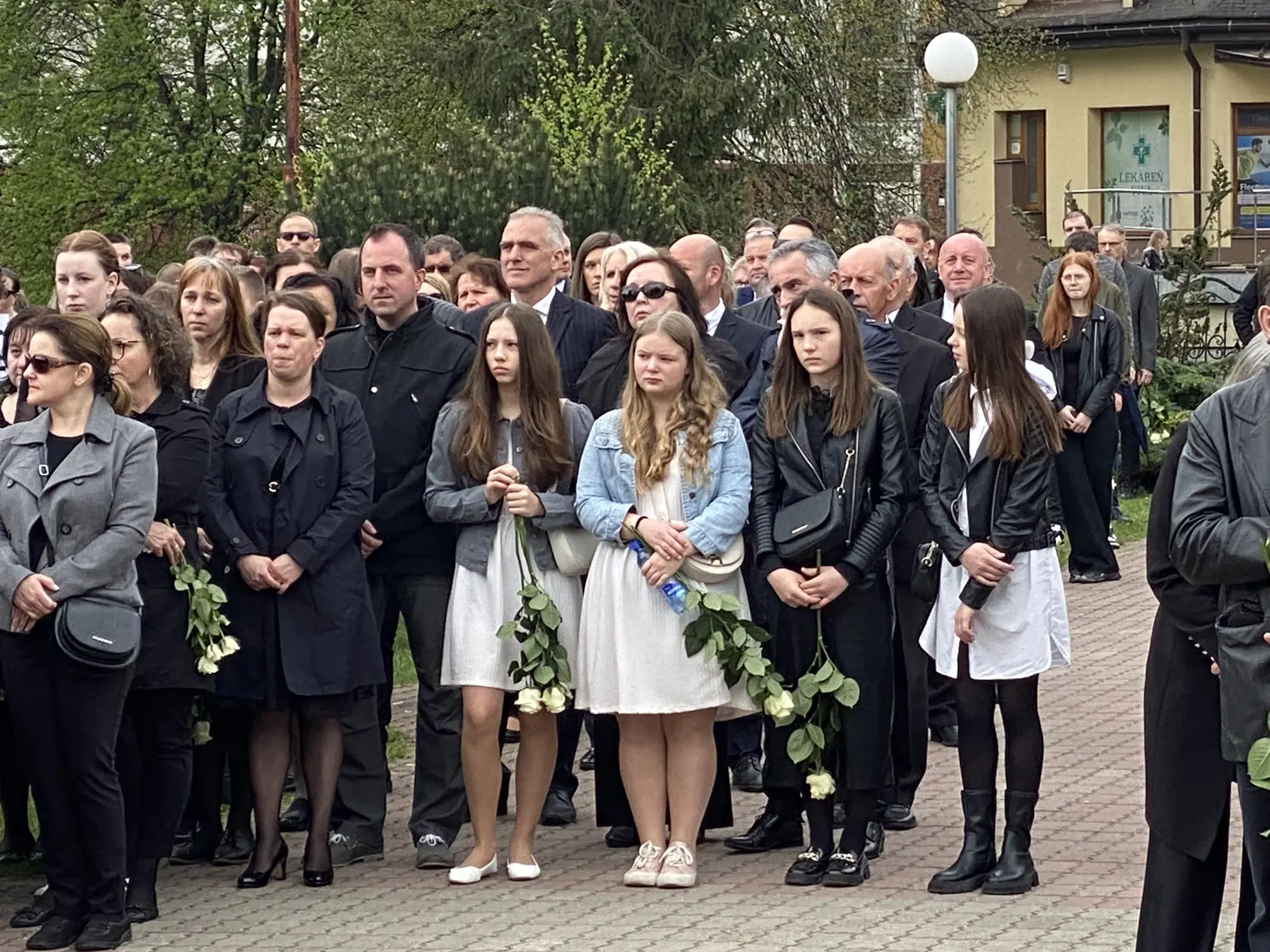 Pohreb Katky (†17) Lucky (†17) a Sofie (†18), obetí nehody pri Spišskej Kapitule.